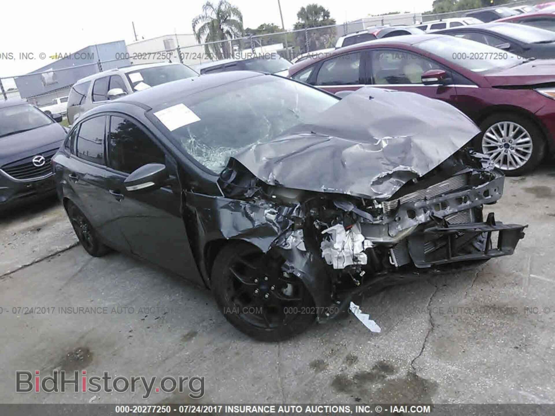 Фотография 1FADP3F22GL406643 - Ford Focus 2016