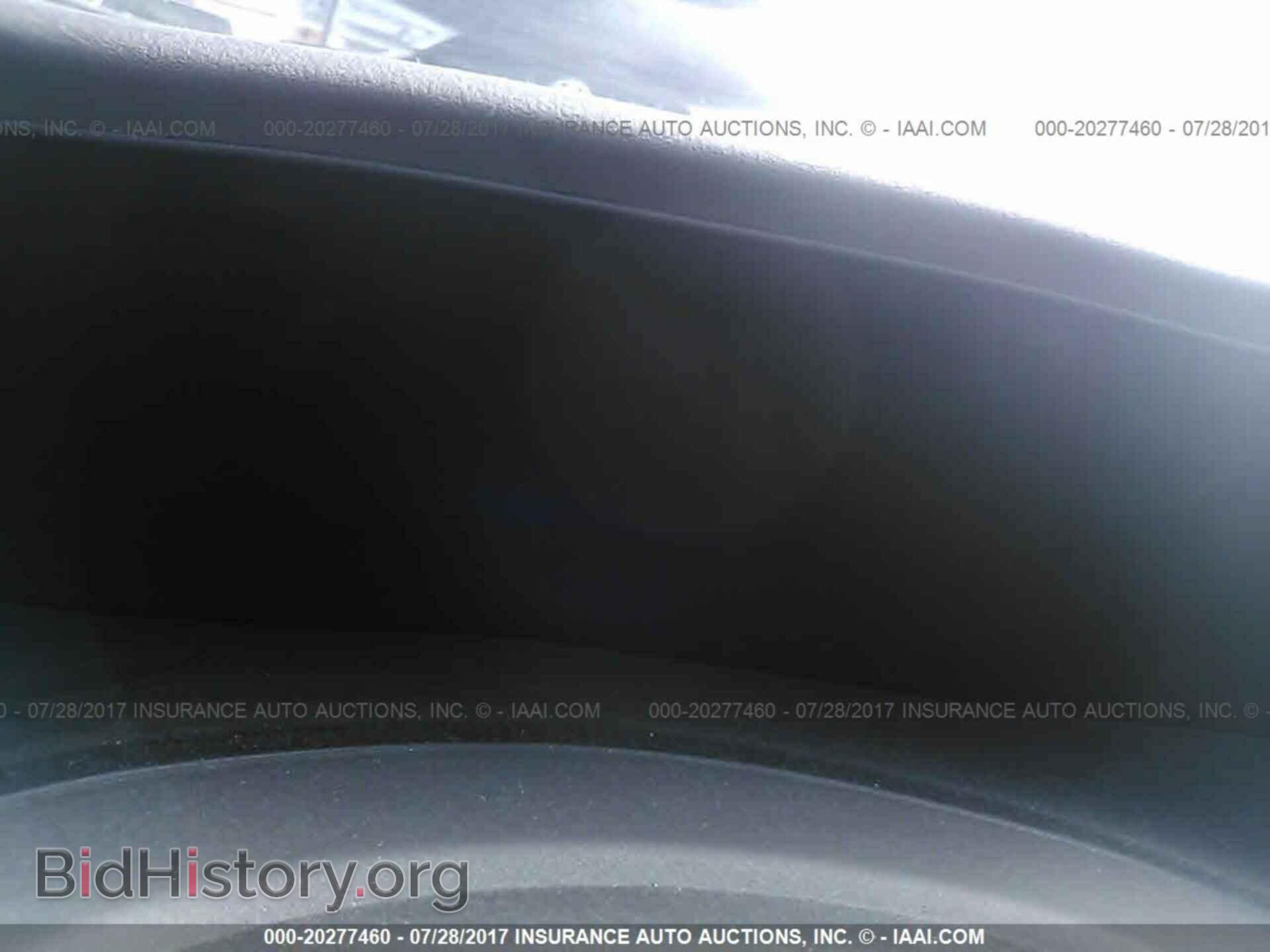 2012 Honda Civic - VIN: 2HGFB2F85CH556836 - Photo 7