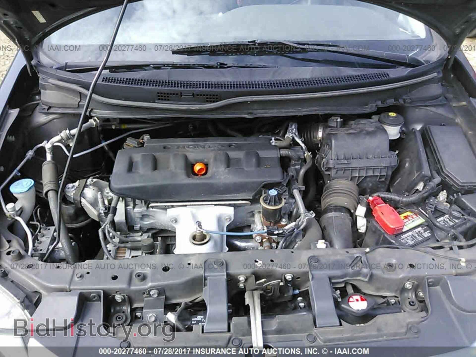 2012 Honda Civic - VIN: 2HGFB2F85CH556836 - Photo 10