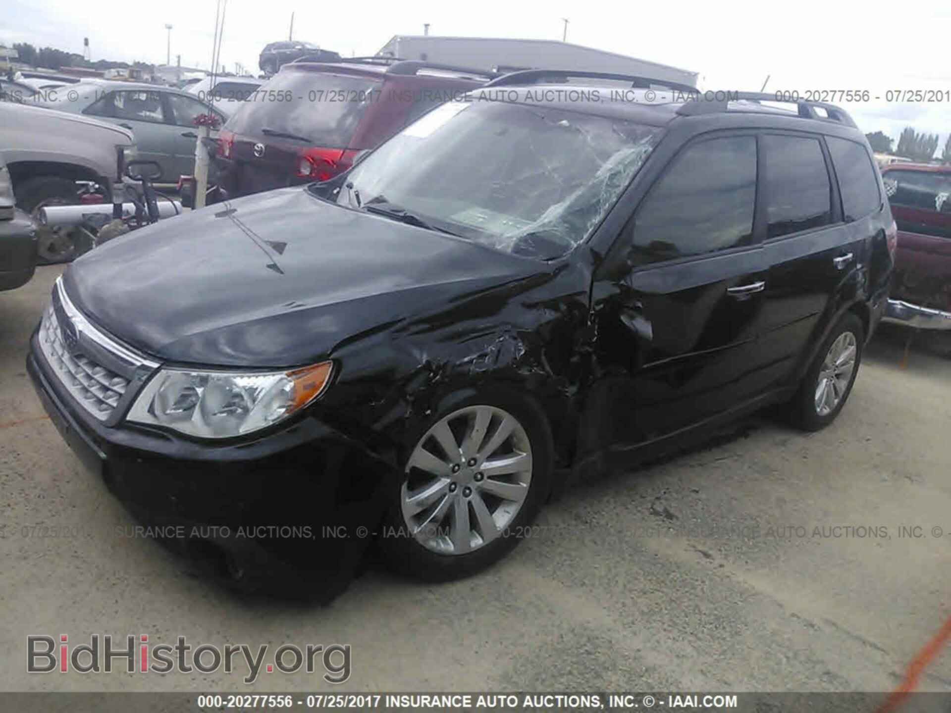 2011 Subaru Forester - VIN: JF2SHAEC6BH743214 - Фото 2