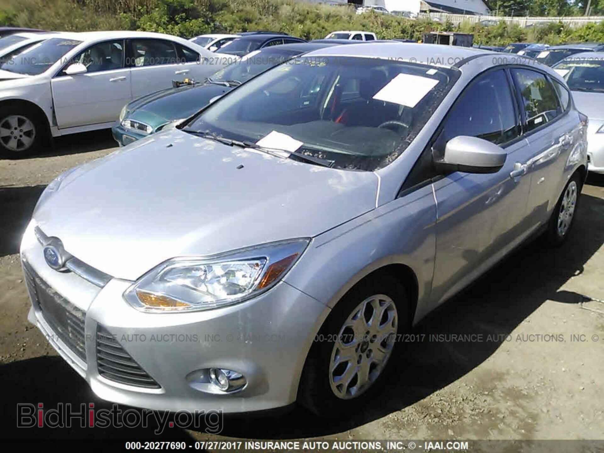 2012 Ford Focus - VIN: 1FAHP3K25CL328439 - Photo 2
