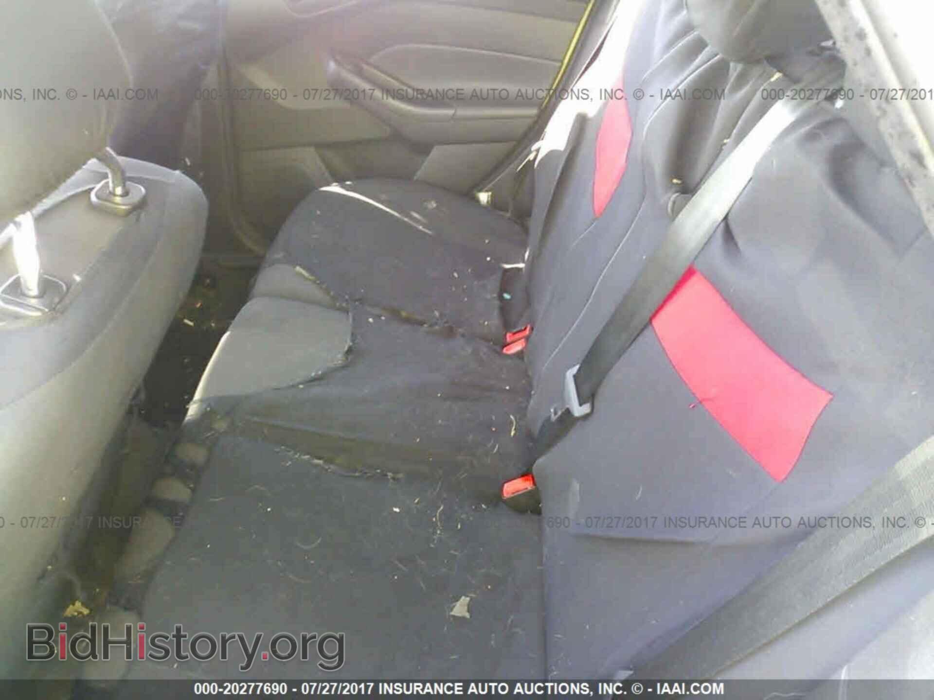 2012 Ford Focus - VIN: 1FAHP3K25CL328439 - Photo 8