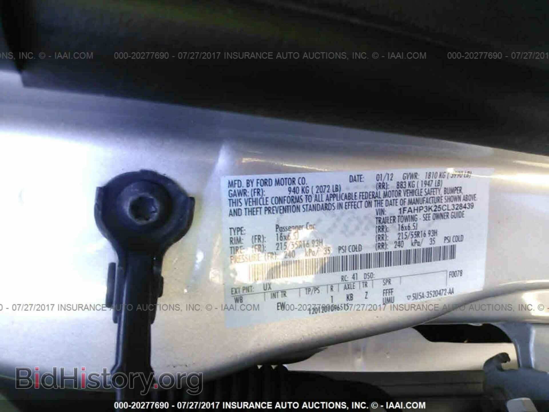 2012 Ford Focus - VIN: 1FAHP3K25CL328439 - Photo 9