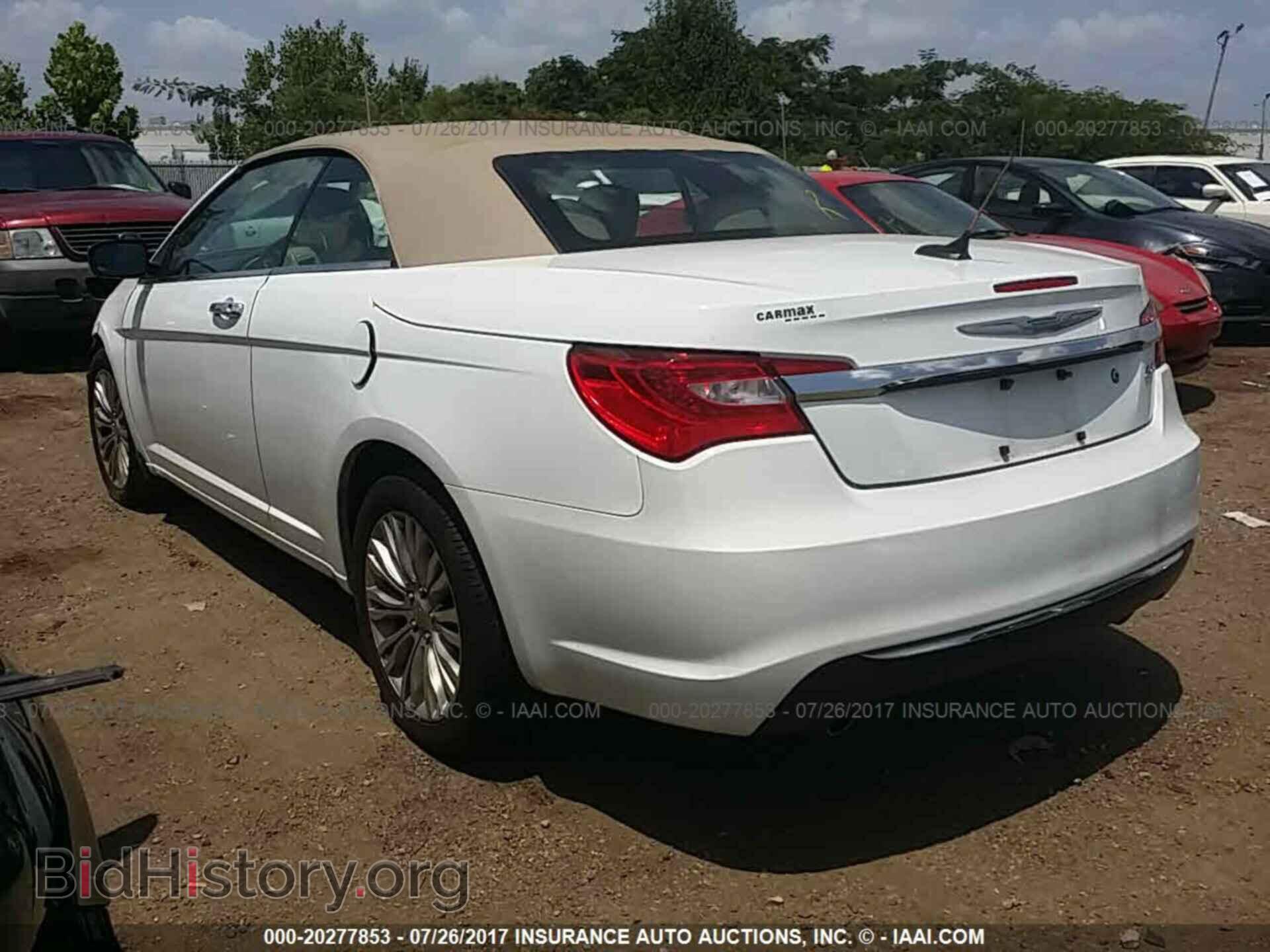 2011 Chrysler 200 - VIN: 1C3BC7EG8BN529723 - Photo 3