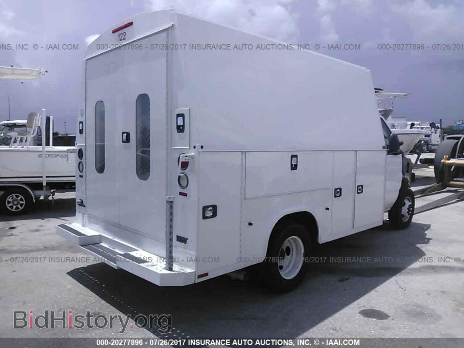 2014 Ford Econoline - VIN: 1FDWE3FL3EDA91095 - Photo 4