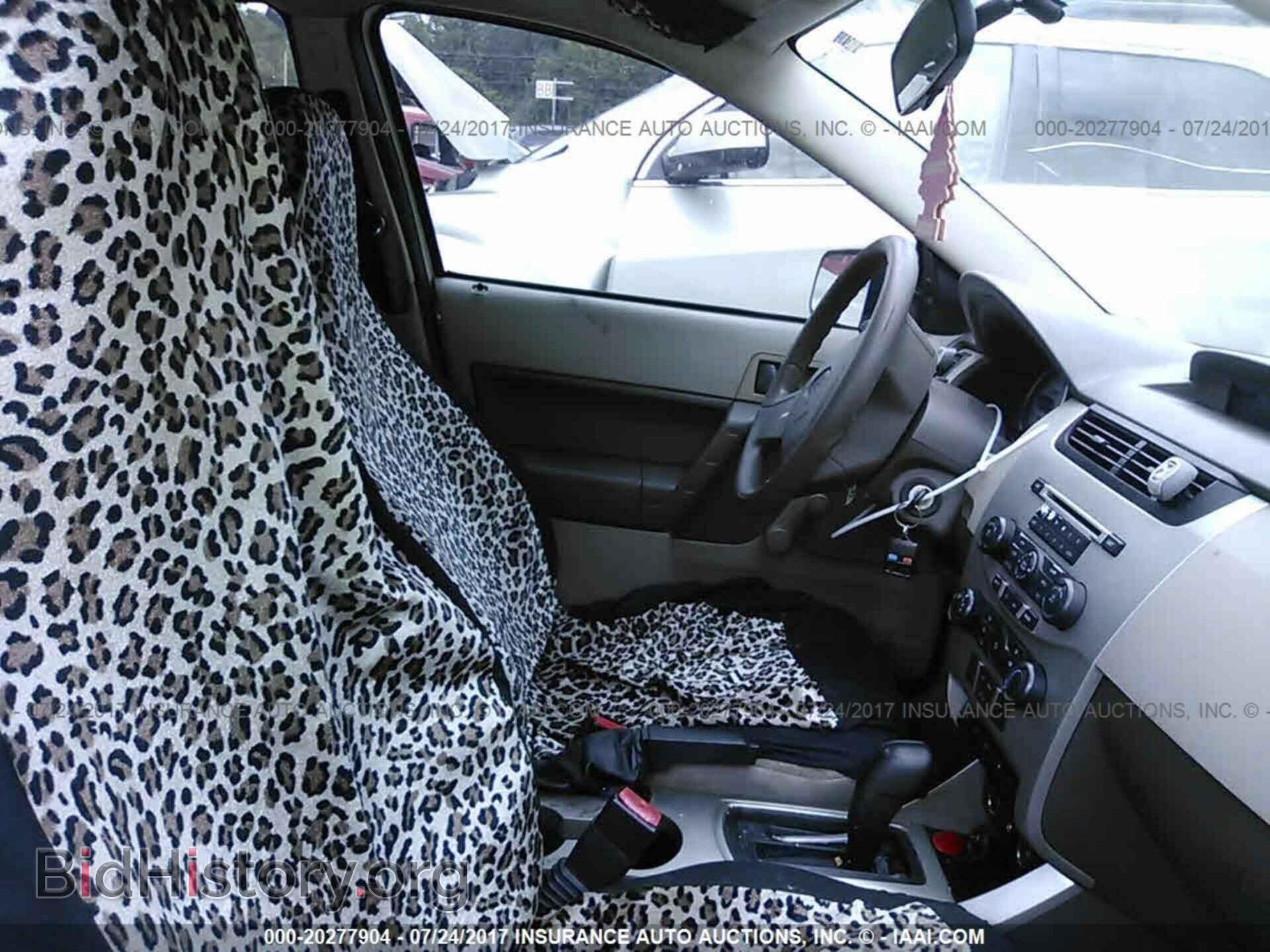 2011 Ford Focus - VIN: 1FAHP3EN1BW119170 - Фото 5