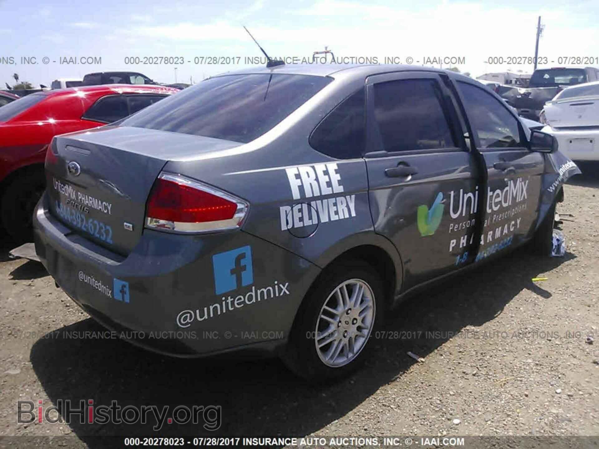 2011 Ford Focus - VIN: 1FAHP3FN6BW112049 - Фото 4