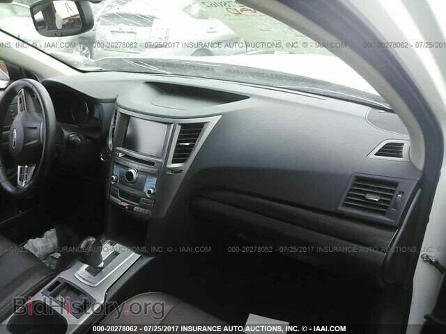 2014 Subaru Outback - VIN: 4S4BRBPC2E3253493 - Photo 5