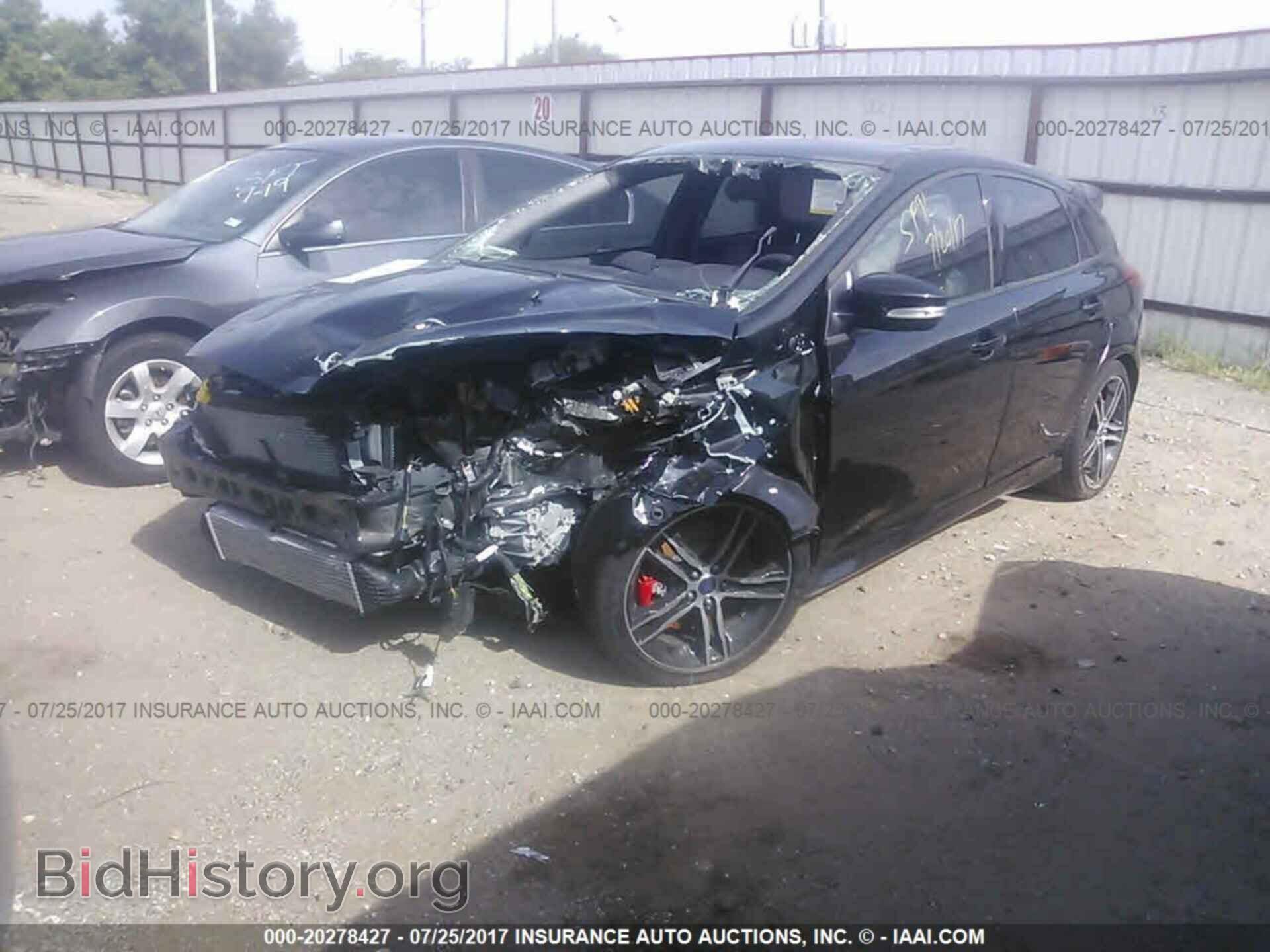 2016 Ford Focus - VIN: 1FADP3L90GL360022 - Фото 2