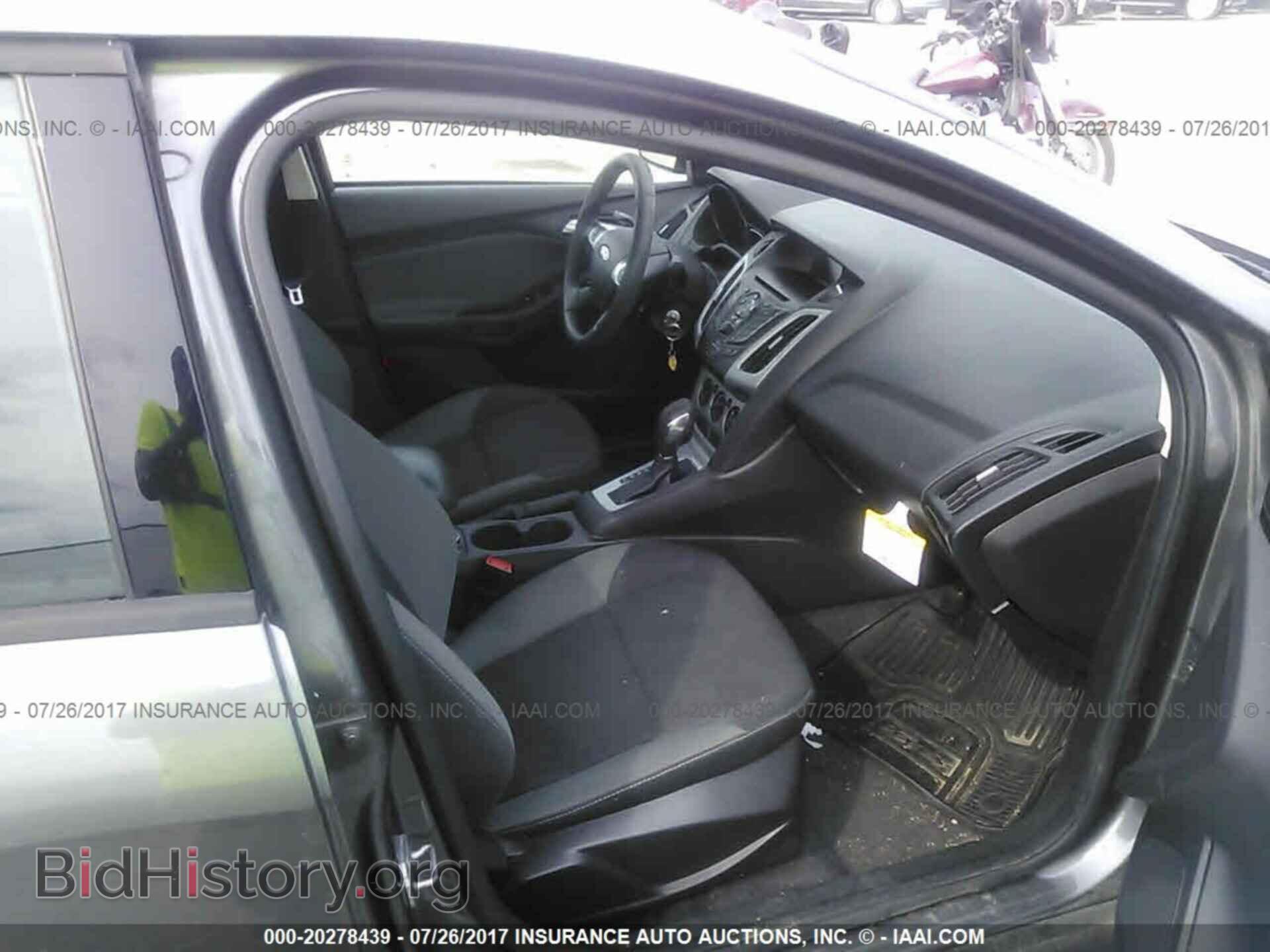 2012 Ford Focus - VIN: 1FAHP3F21CL249554 - Photo 5