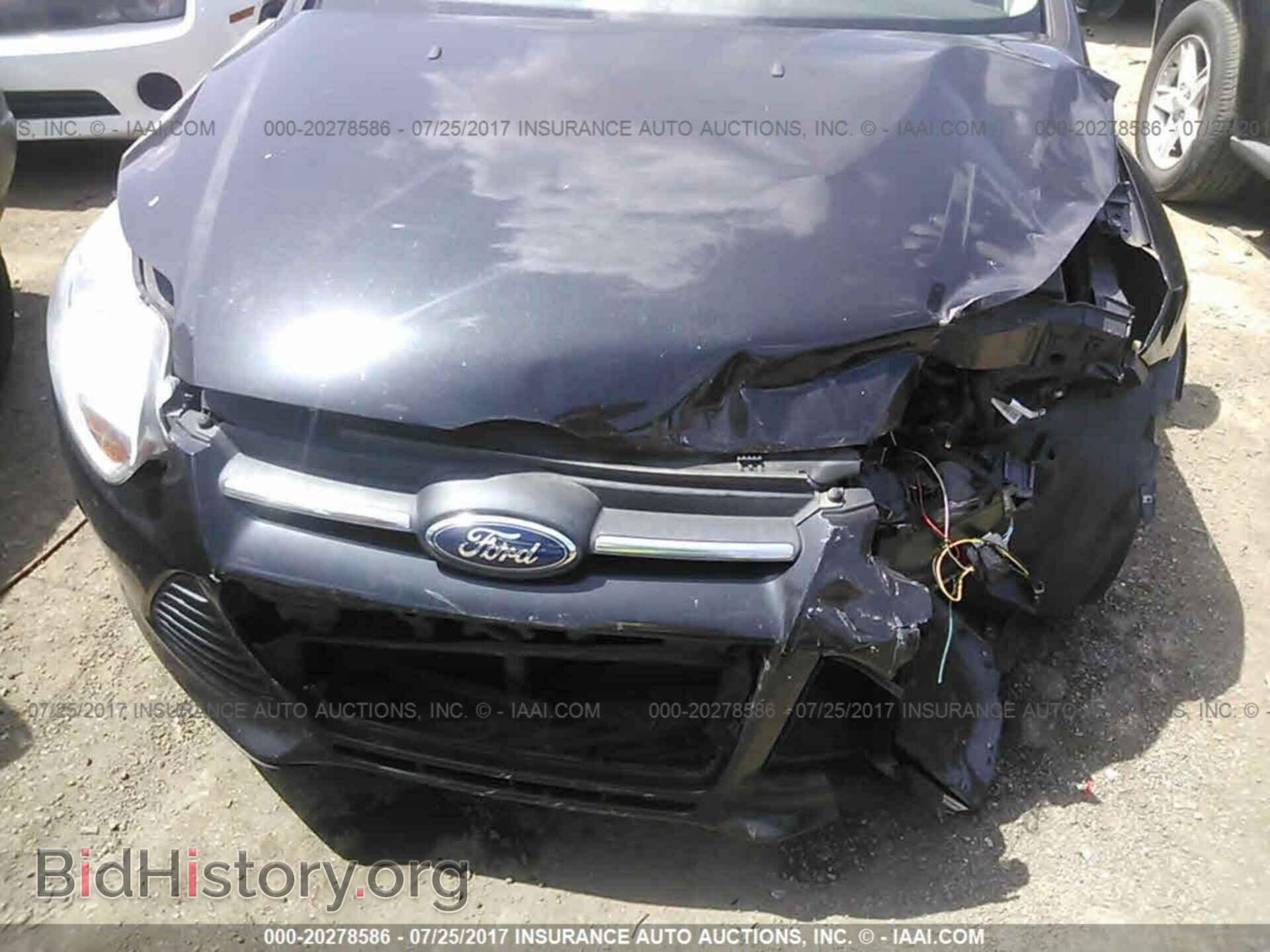 2012 Ford Focus - VIN: 1FAHP3E20CL300821 - Photo 10