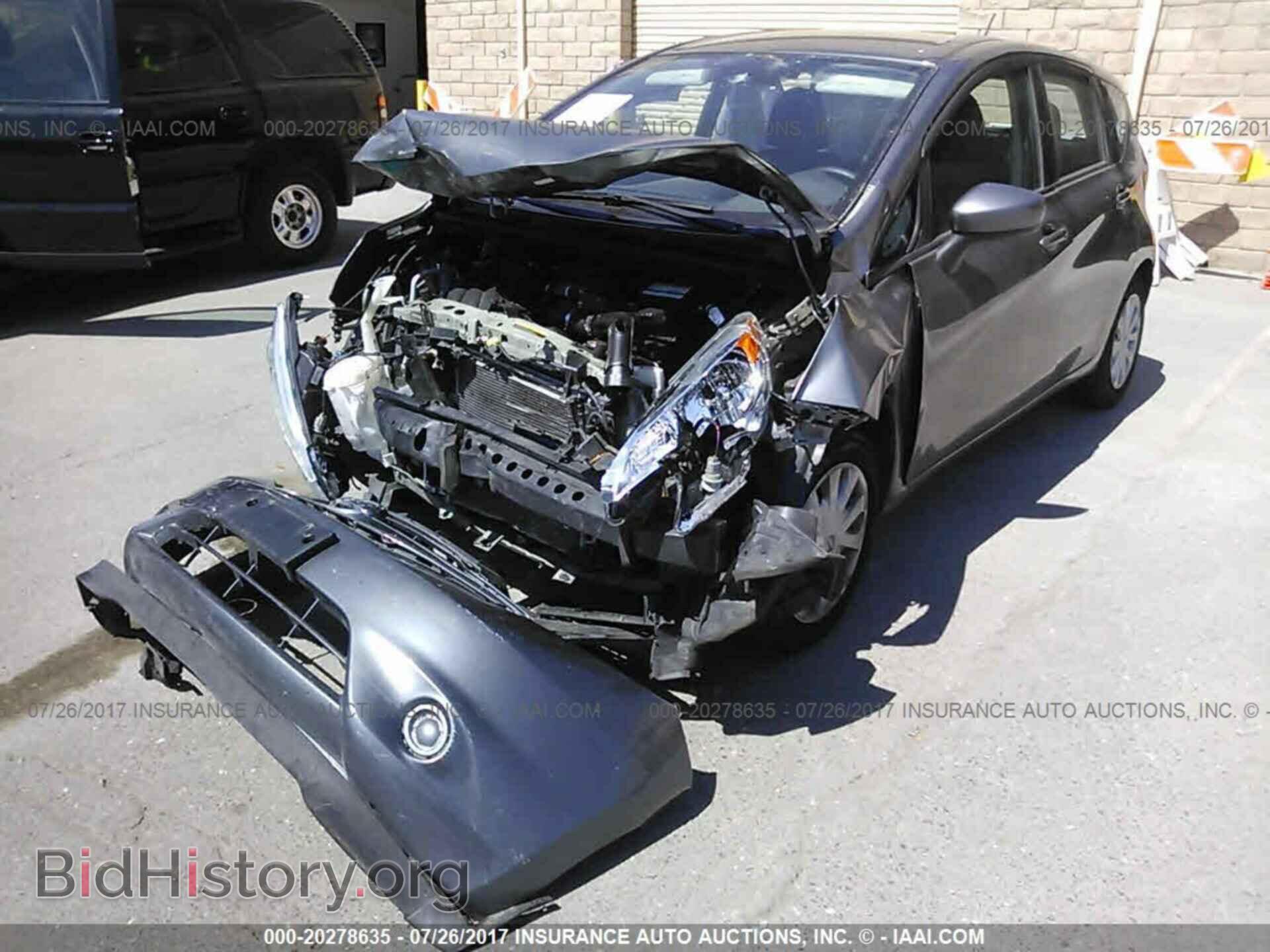 2016 Nissan Versa note - VIN: 3N1CE2CP2GL350779 - Photo 2
