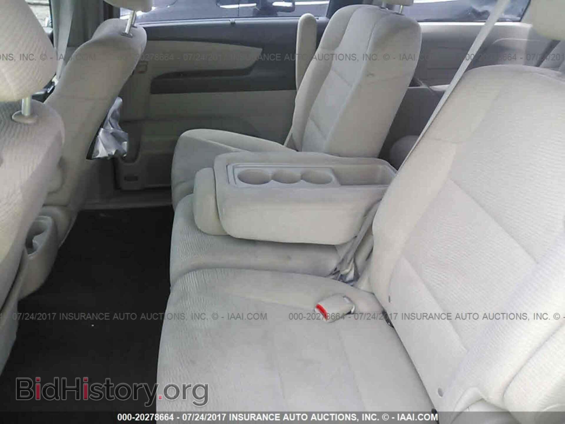 2011 Honda Odyssey - VIN: 5FNRL5H41BB004646 - Фото 8