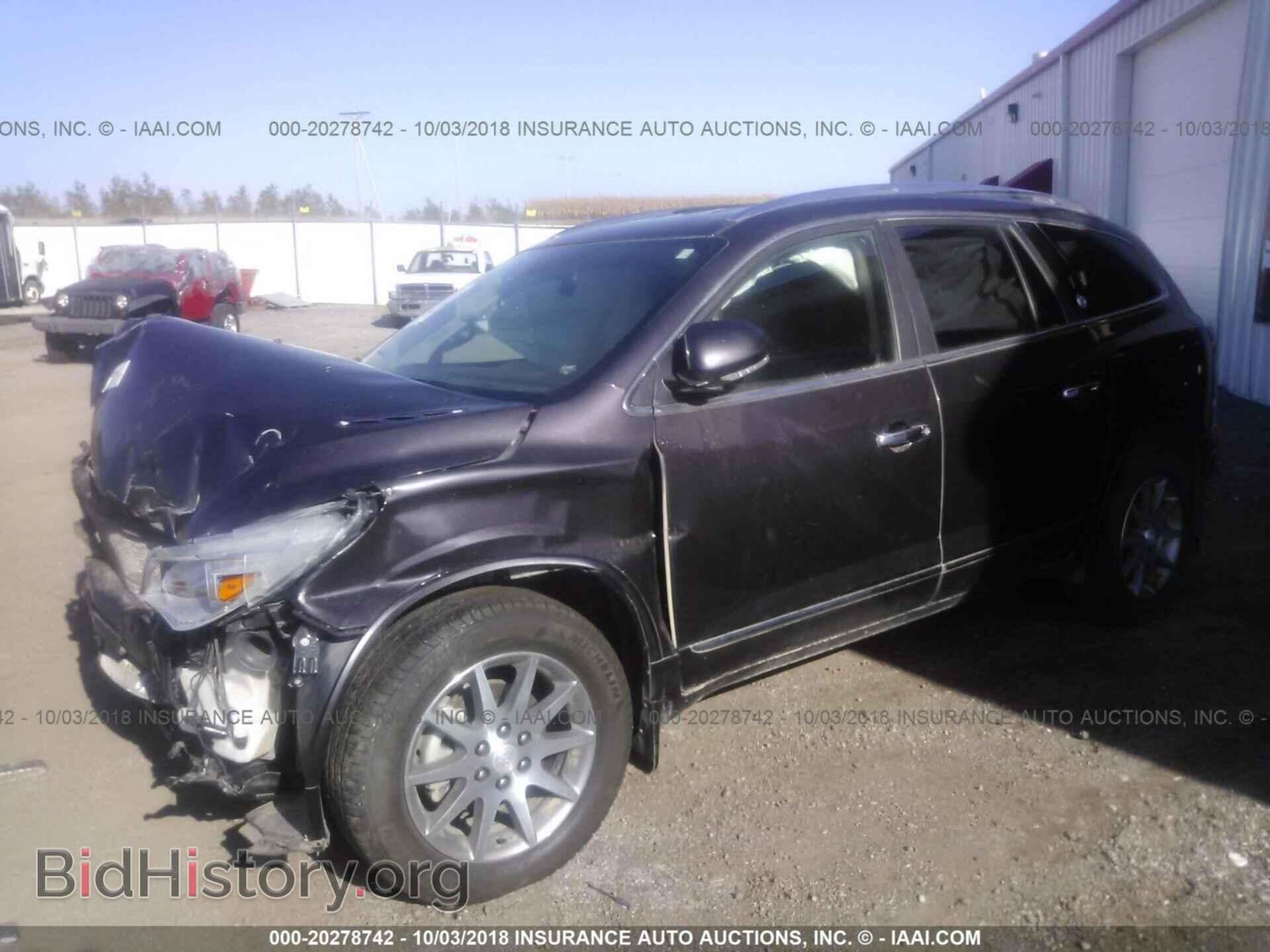 2015 Buick Enclave - VIN: 5GAKVBKD8FJ327661 - Фото 2