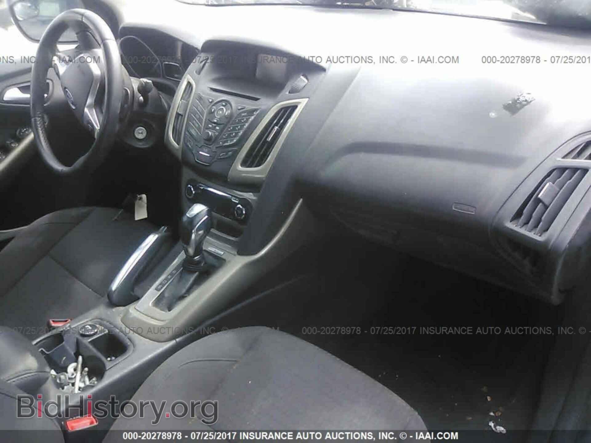 2012 Ford Focus - VIN: 1FAHP3H29CL393785 - Photo 5