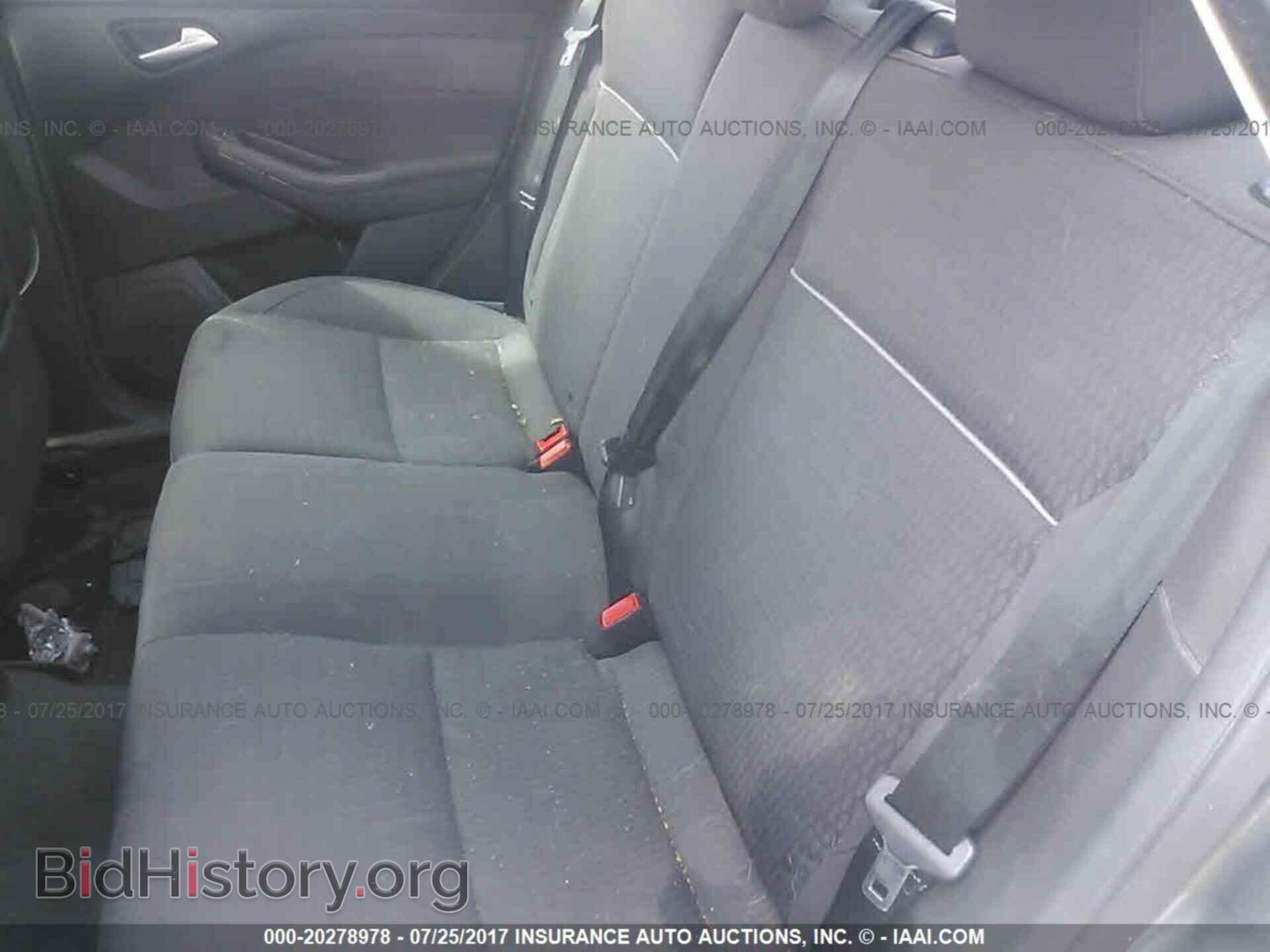2012 Ford Focus - VIN: 1FAHP3H29CL393785 - Photo 8