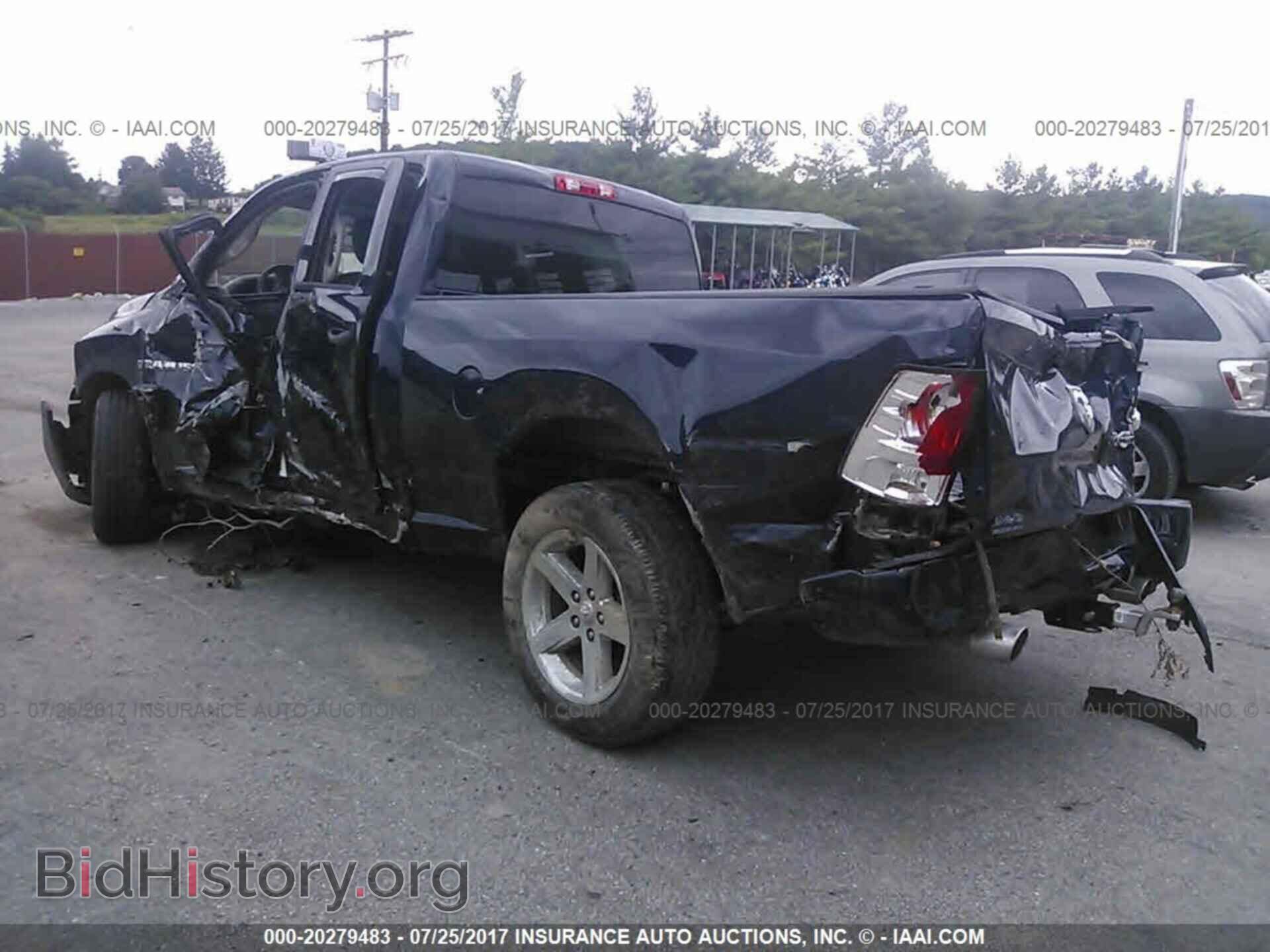 2012 Dodge Ram 1500 - VIN: 1C6RD7FT2CS251737 - Photo 3