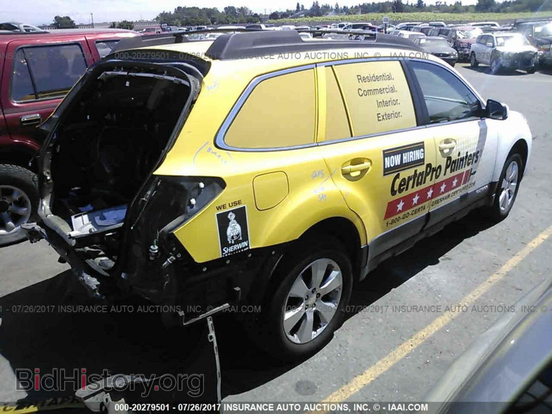 2011 Subaru Outback - VIN: 4S4BRBKC2B3415822 - Фото 4