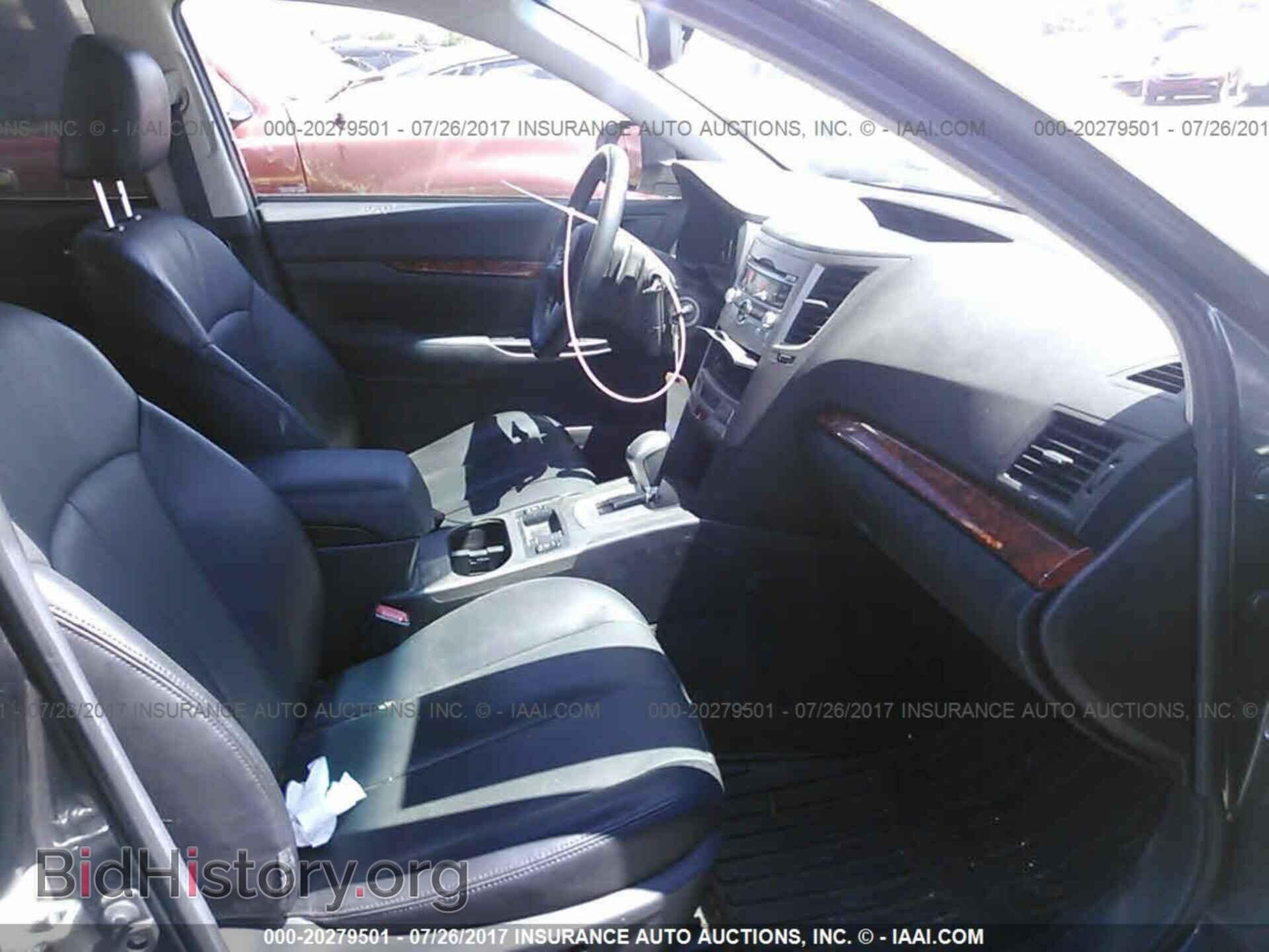 2011 Subaru Outback - VIN: 4S4BRBKC2B3415822 - Фото 5