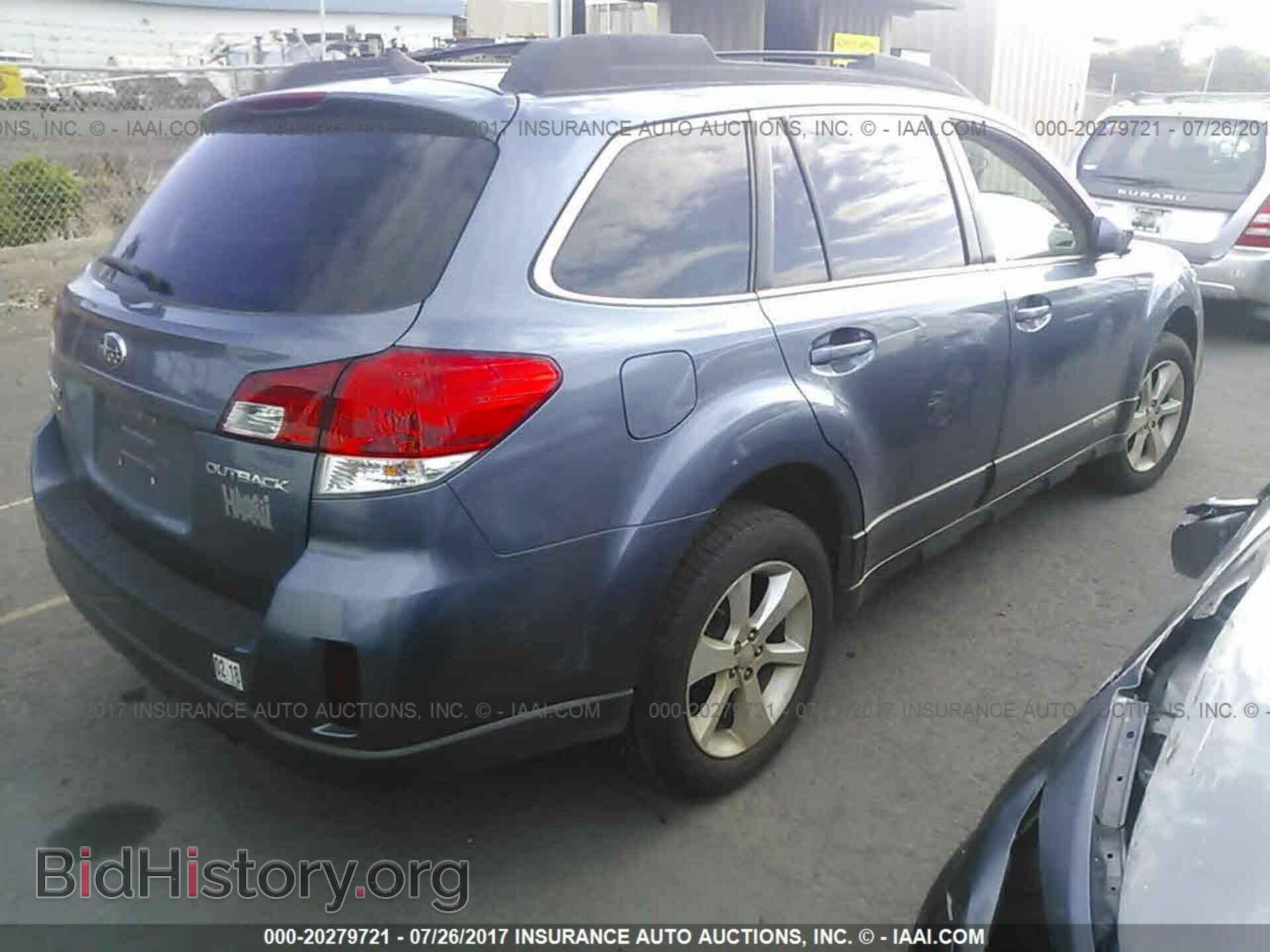 2014 Subaru Outback - VIN: 4S4BRCEC1E3238914 - Фото 4