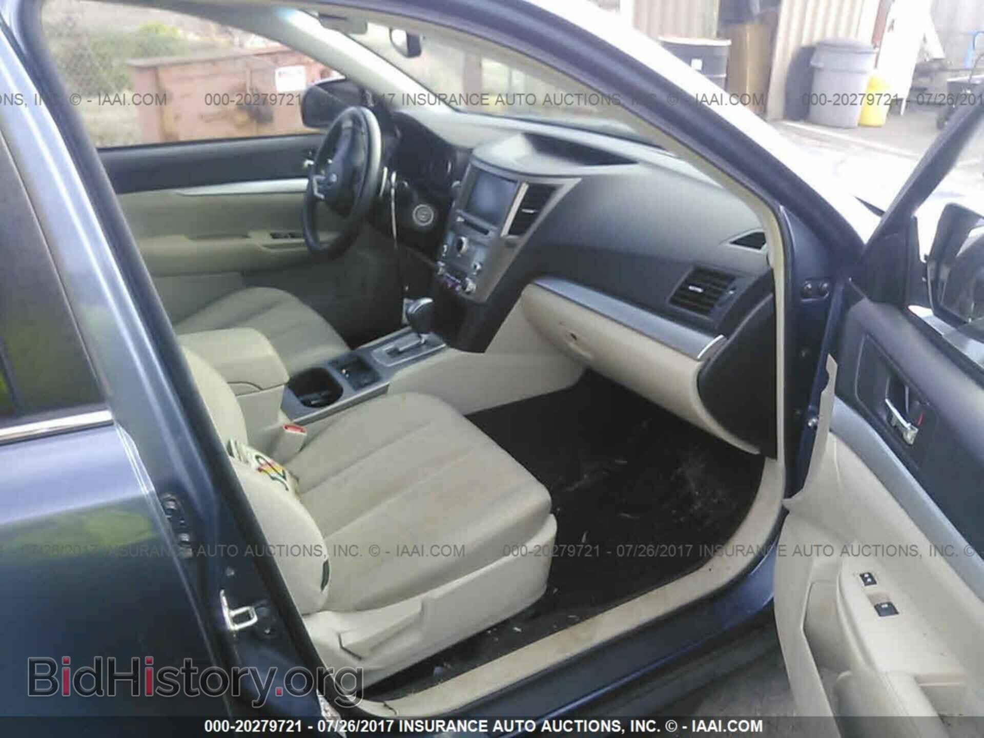 2014 Subaru Outback - VIN: 4S4BRCEC1E3238914 - Фото 5