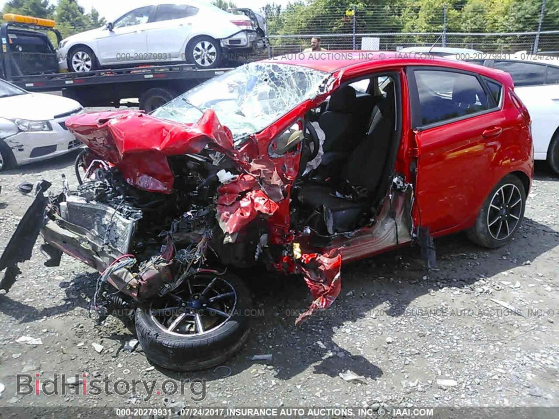2015 Ford Fiesta - VIN: 3FADP4EJ2FM170958 - Фото 2