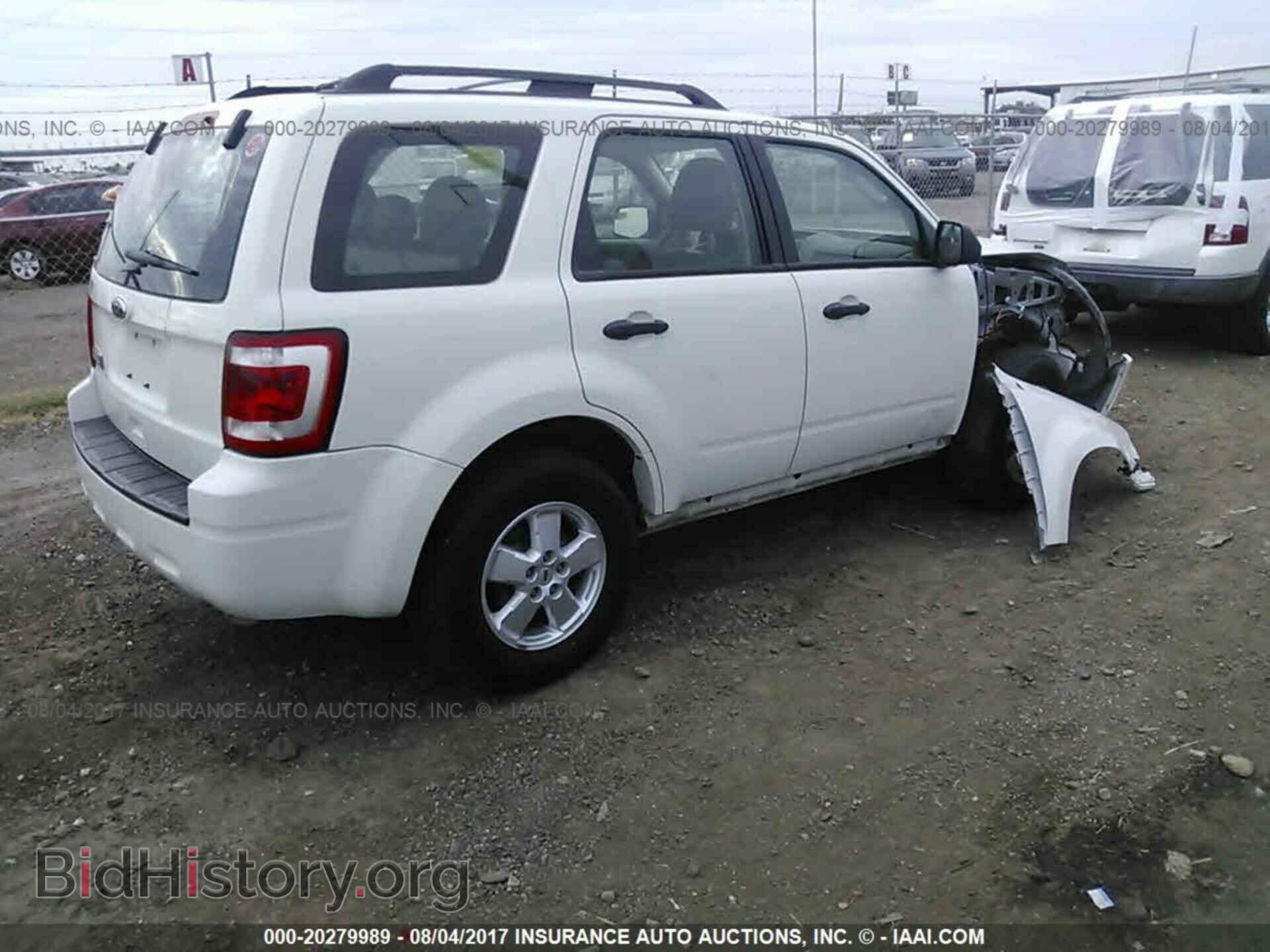 2012 Ford Escape - VIN: 1FMCU0C73CKB30840 - Photo 4