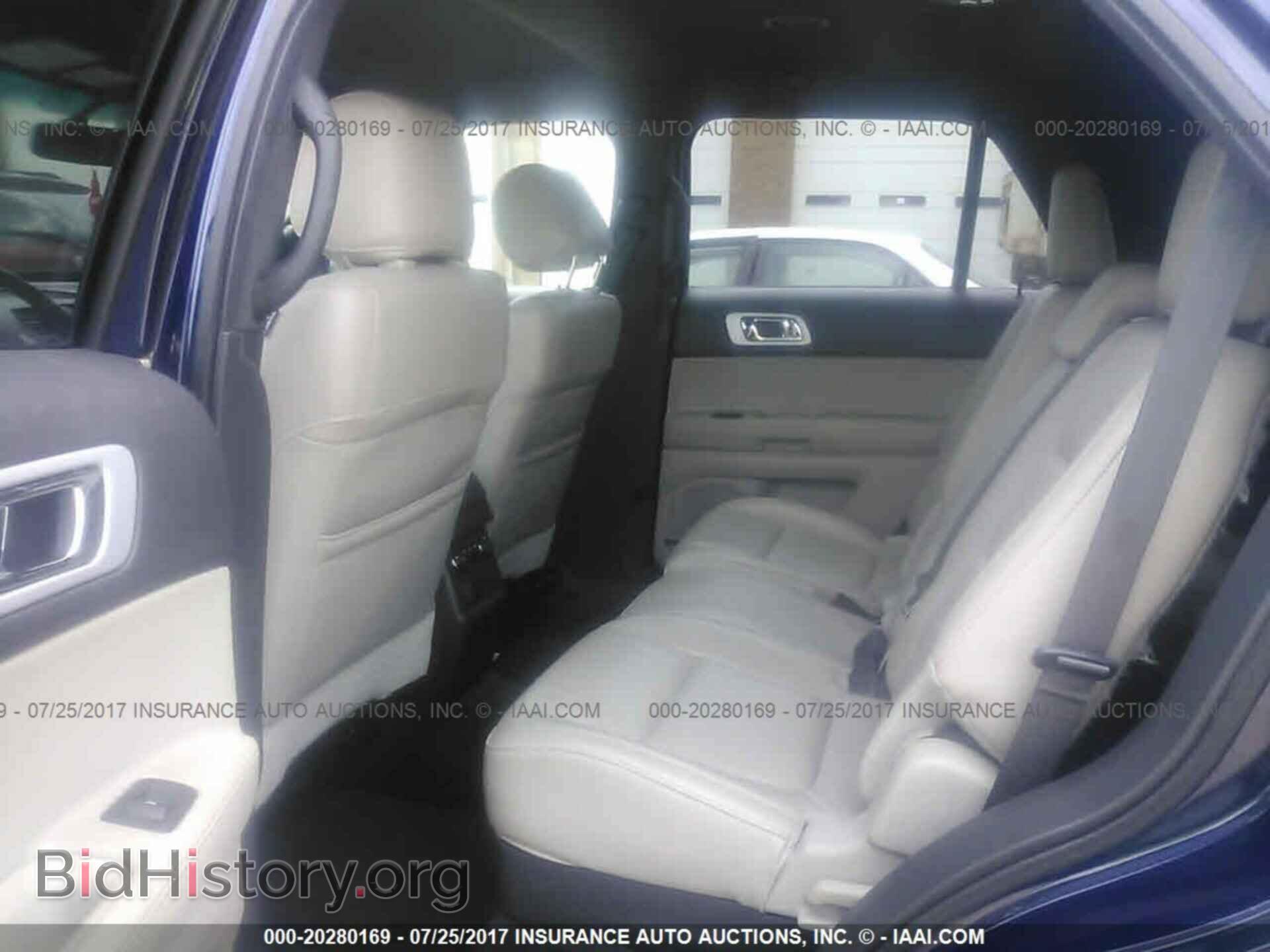 2011 Ford Explorer - VIN: 1FMHK8D87BGA86215 - Фото 8