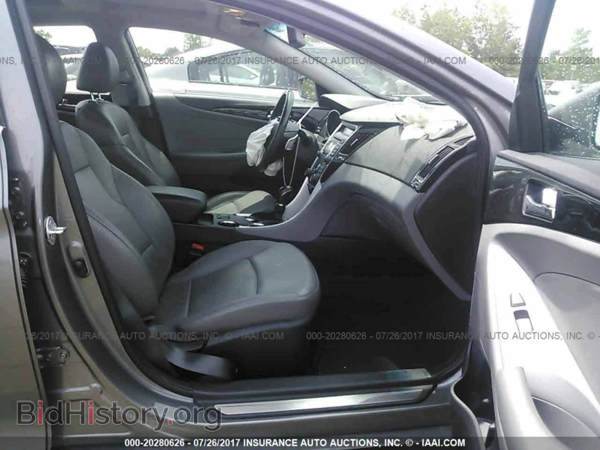 2012 Hyundai Sonata - VIN: 5NPEC4AB9CH394903 - Photo 5