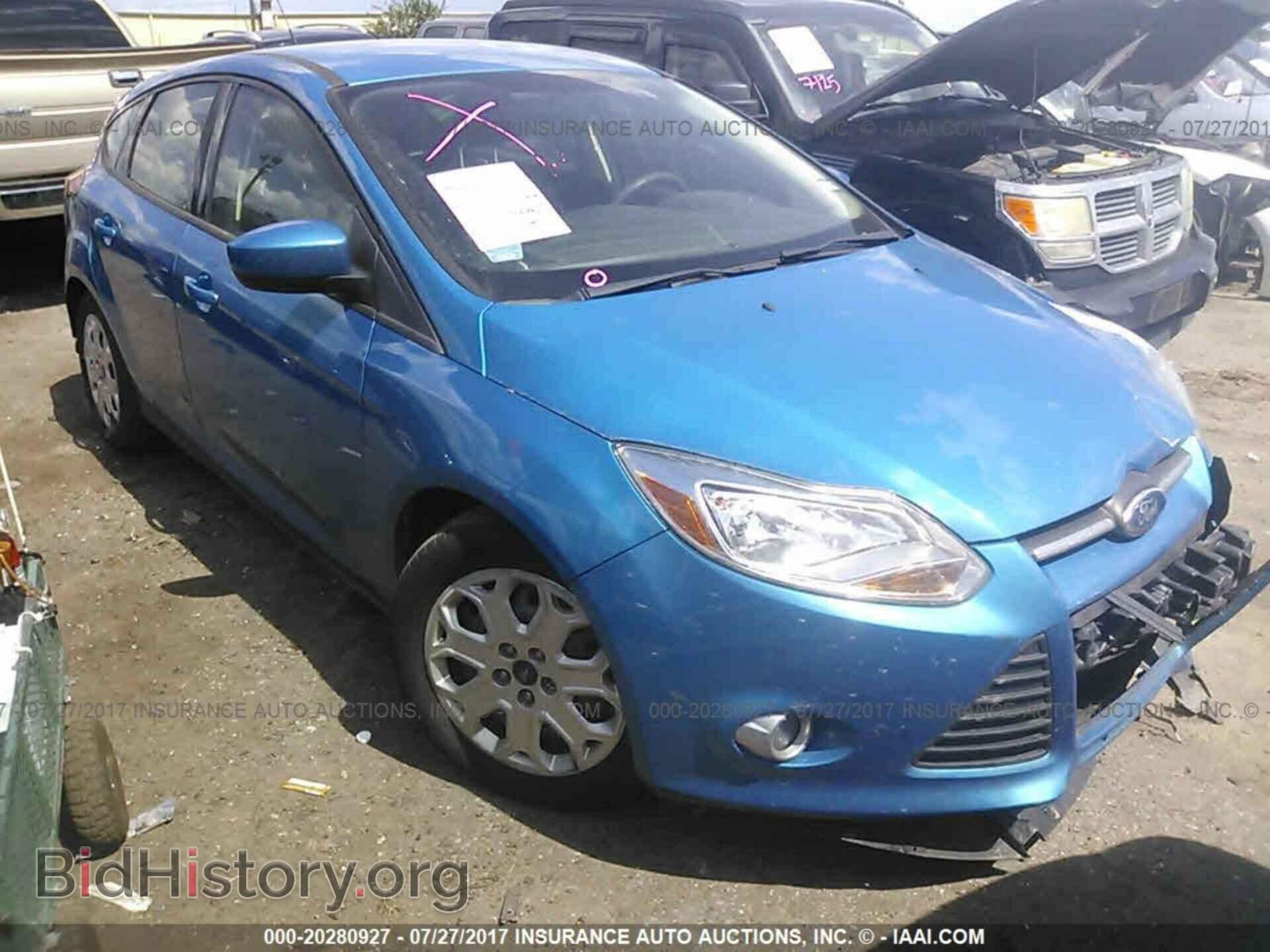 Photo 1FAHP3K27CL256868 - Ford Focus 2012