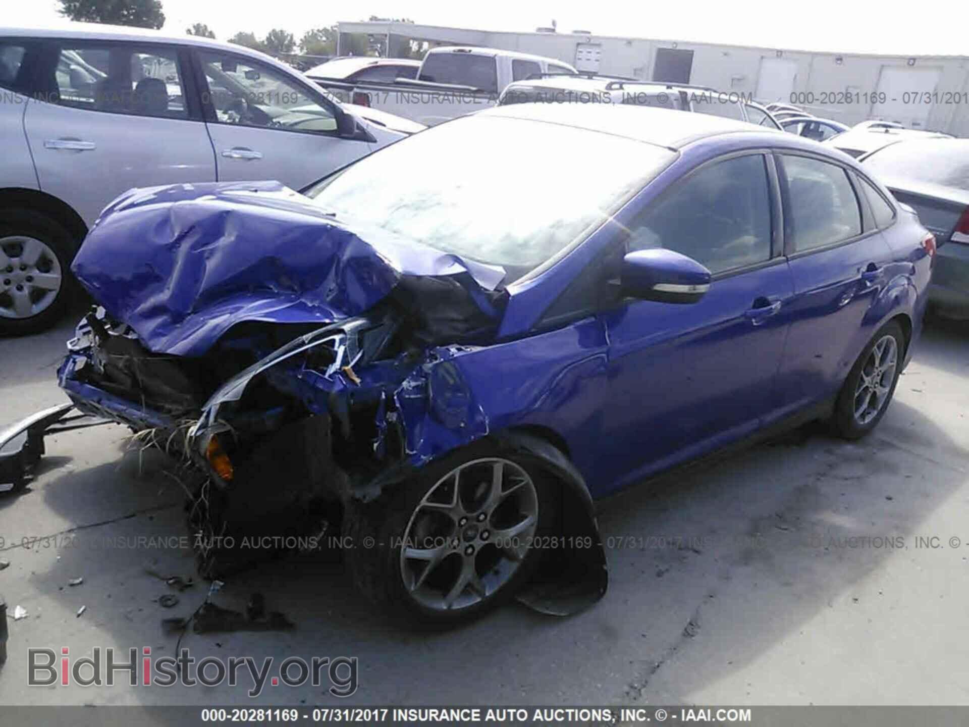 2014 Ford Focus - VIN: 1FADP3F26EL452439 - Photo 2