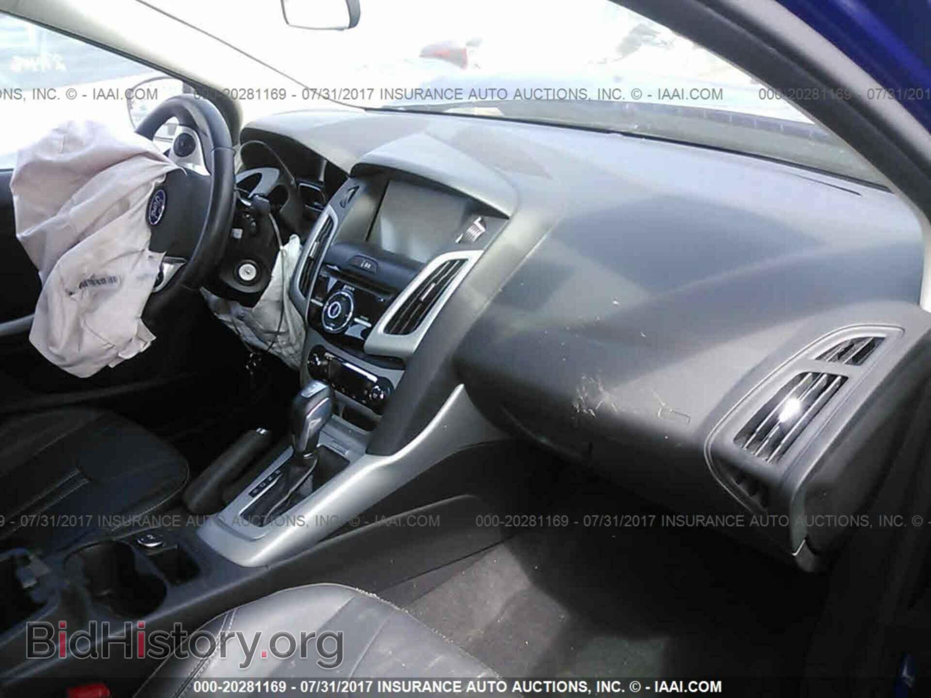 2014 Ford Focus - VIN: 1FADP3F26EL452439 - Photo 5
