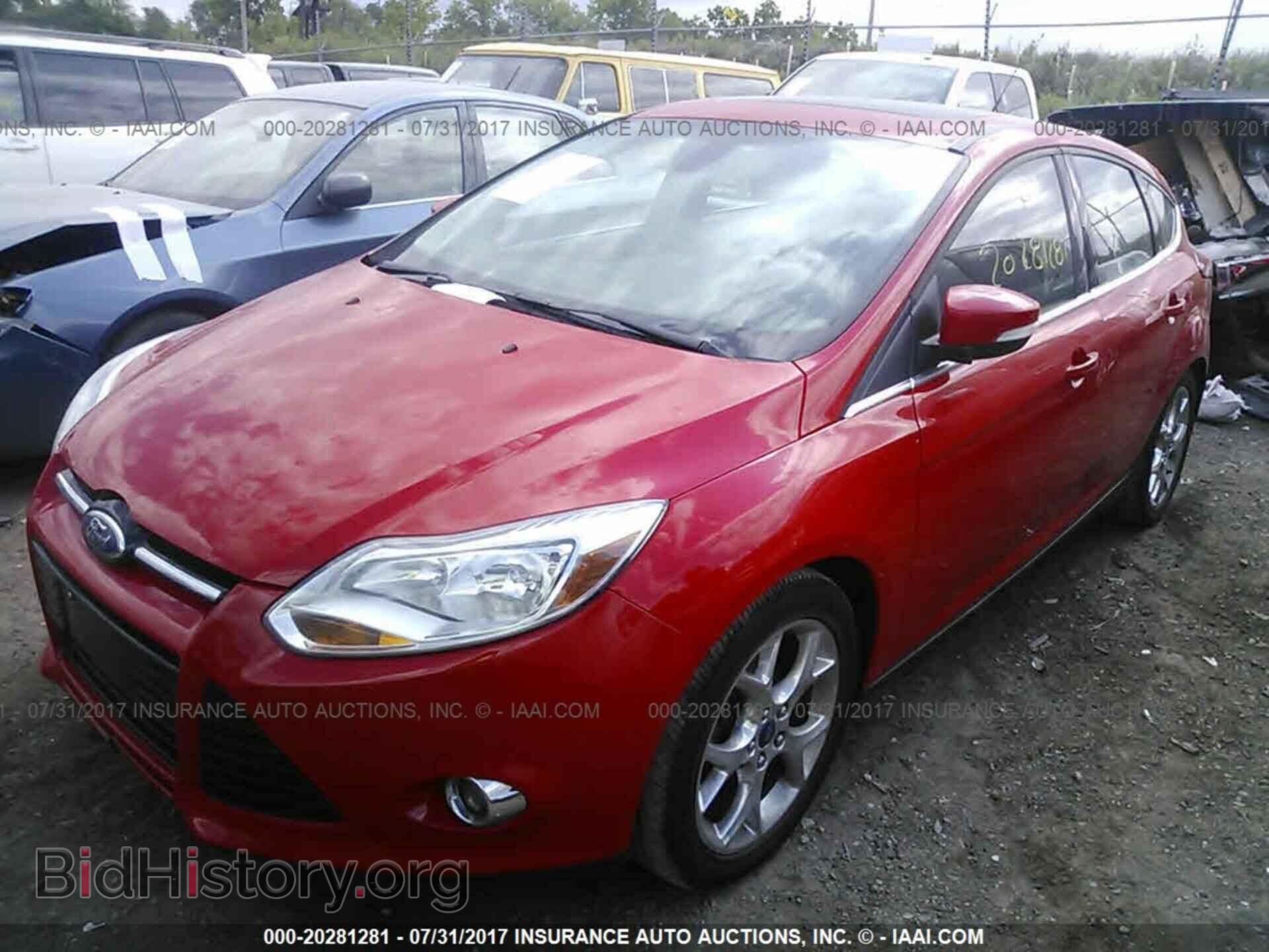 2012 Ford Focus - VIN: 1FAHP3M29CL284930 - Photo 2