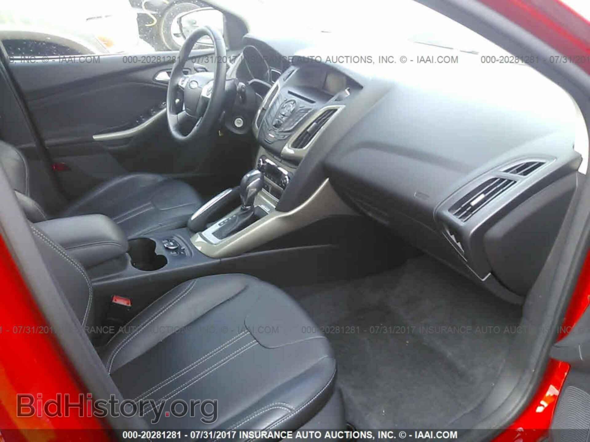 2012 Ford Focus - VIN: 1FAHP3M29CL284930 - Photo 5