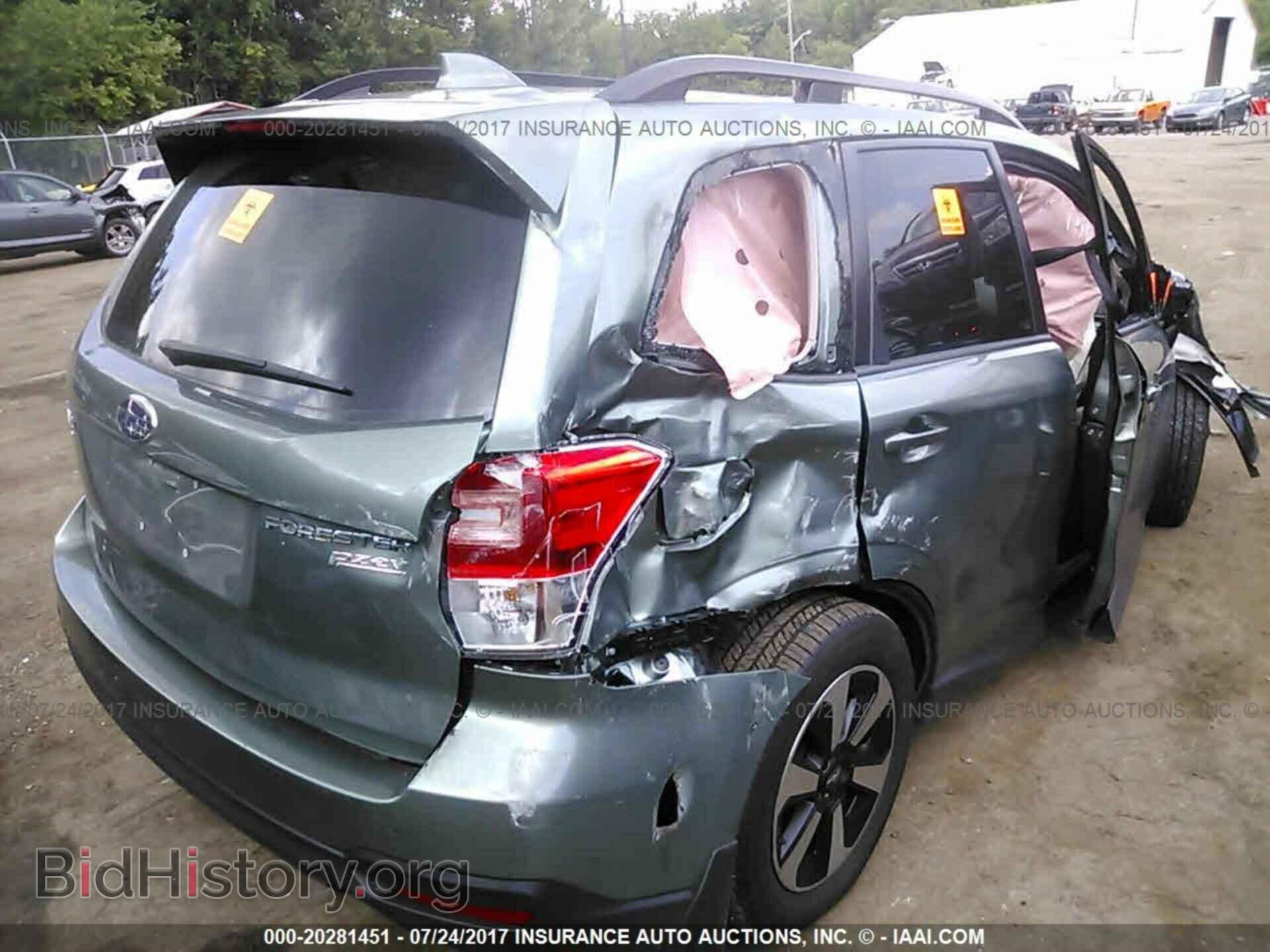 2017 Subaru Forester - VIN: JF2SJAEC7HH468787 - Фото 4