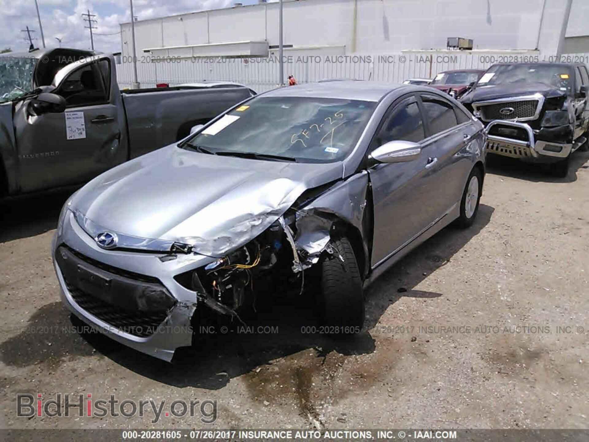 2014 Hyundai SONATA (VIN KMHEC4A46EA115009) — фото 2 из 10