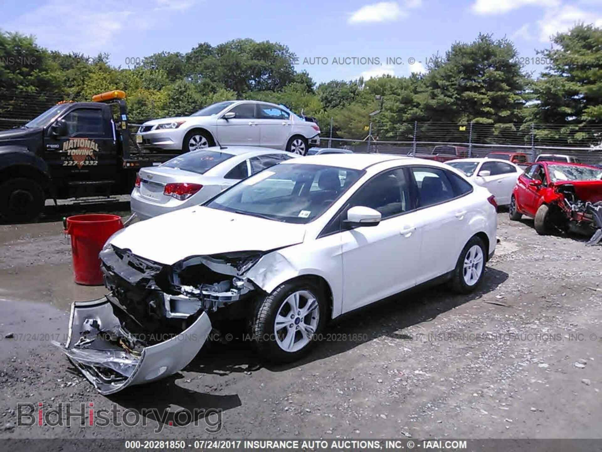 2013 Ford Focus - VIN: 1FADP3F26DL185432 - Photo 2