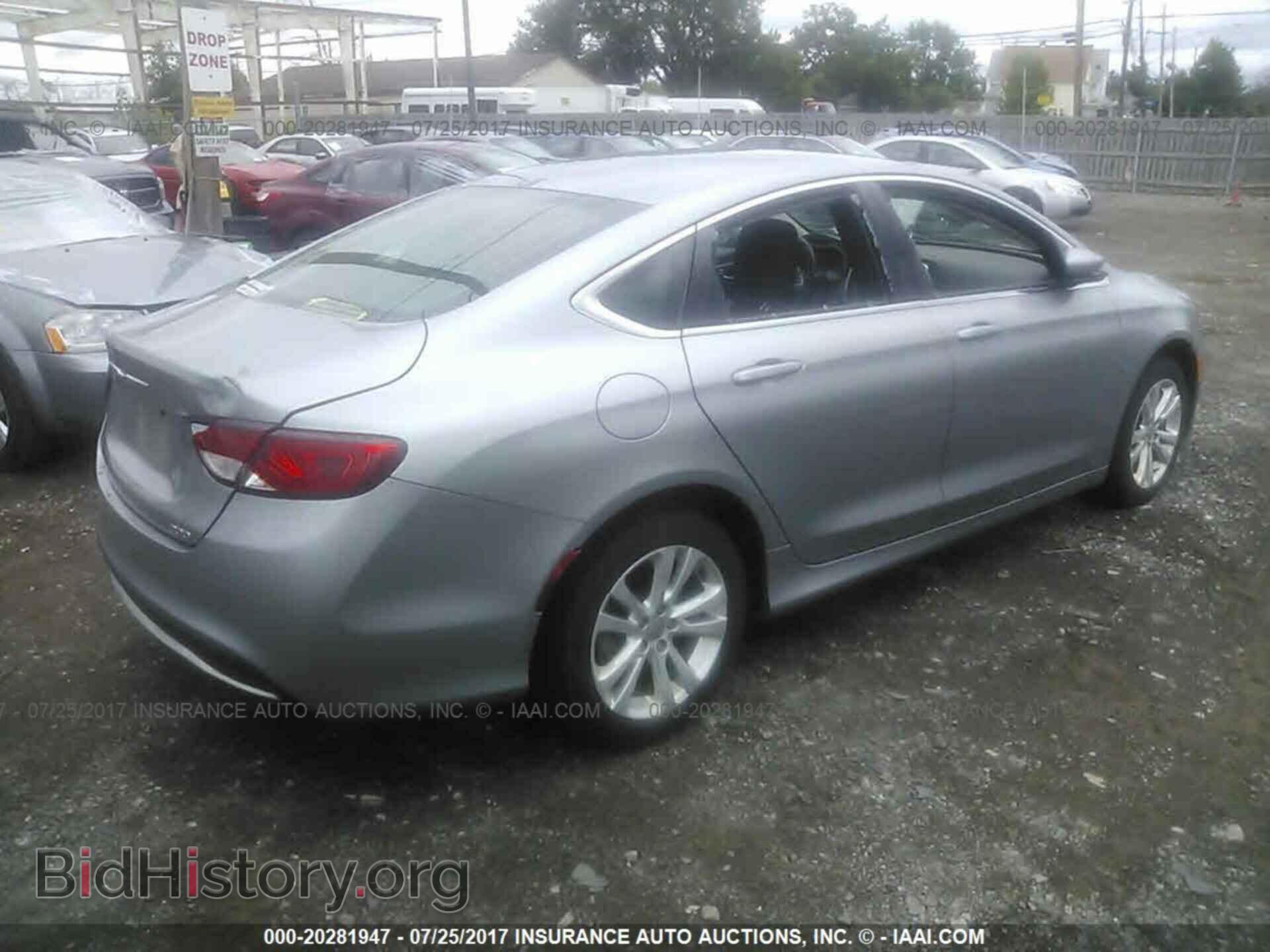 2015 Chrysler 200 - VIN: 1C3CCCAB1FN561099 - Фото 4