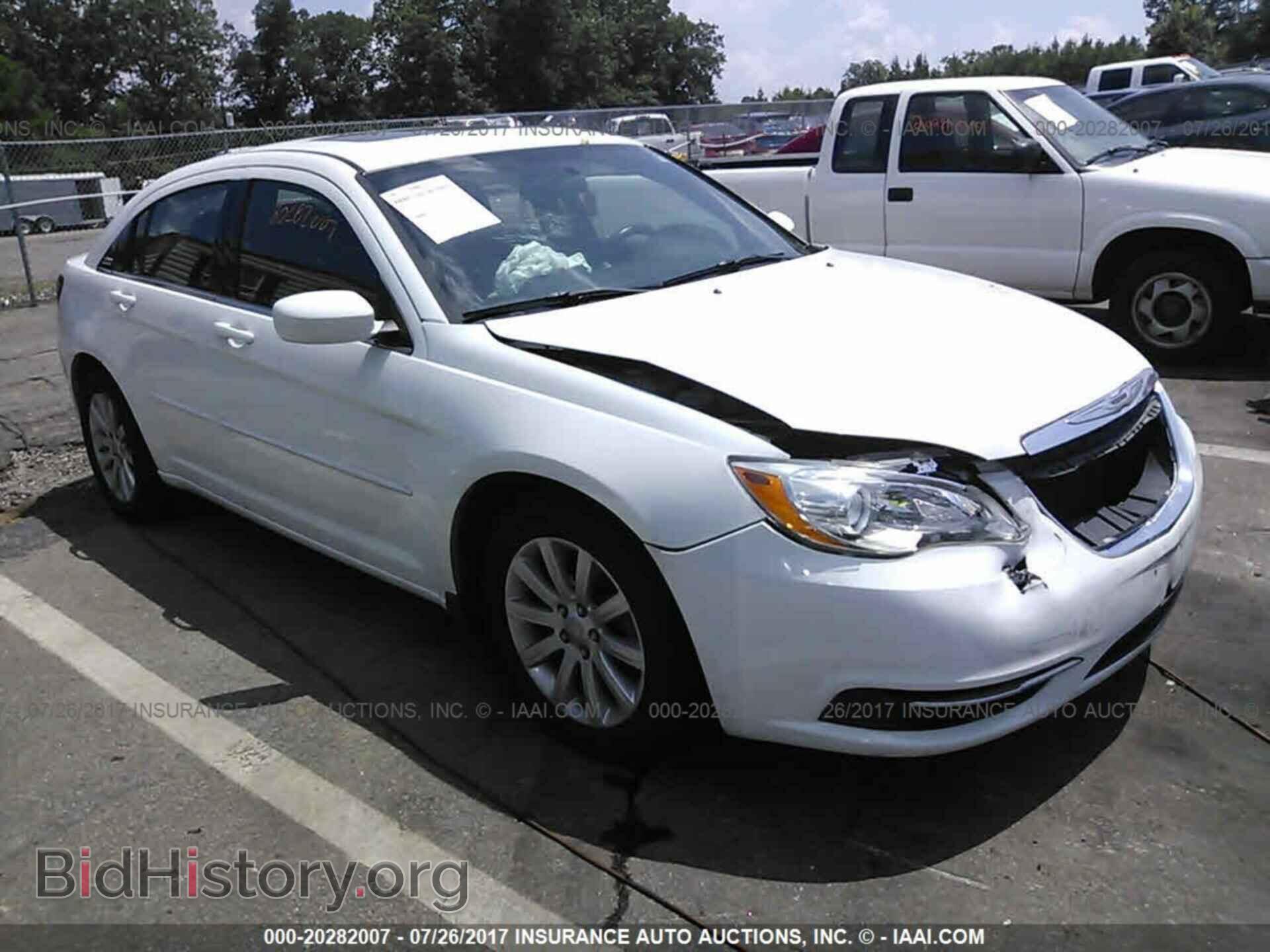 Фотография 1C3CCBBB7DN666218 - Chrysler 200 2013
