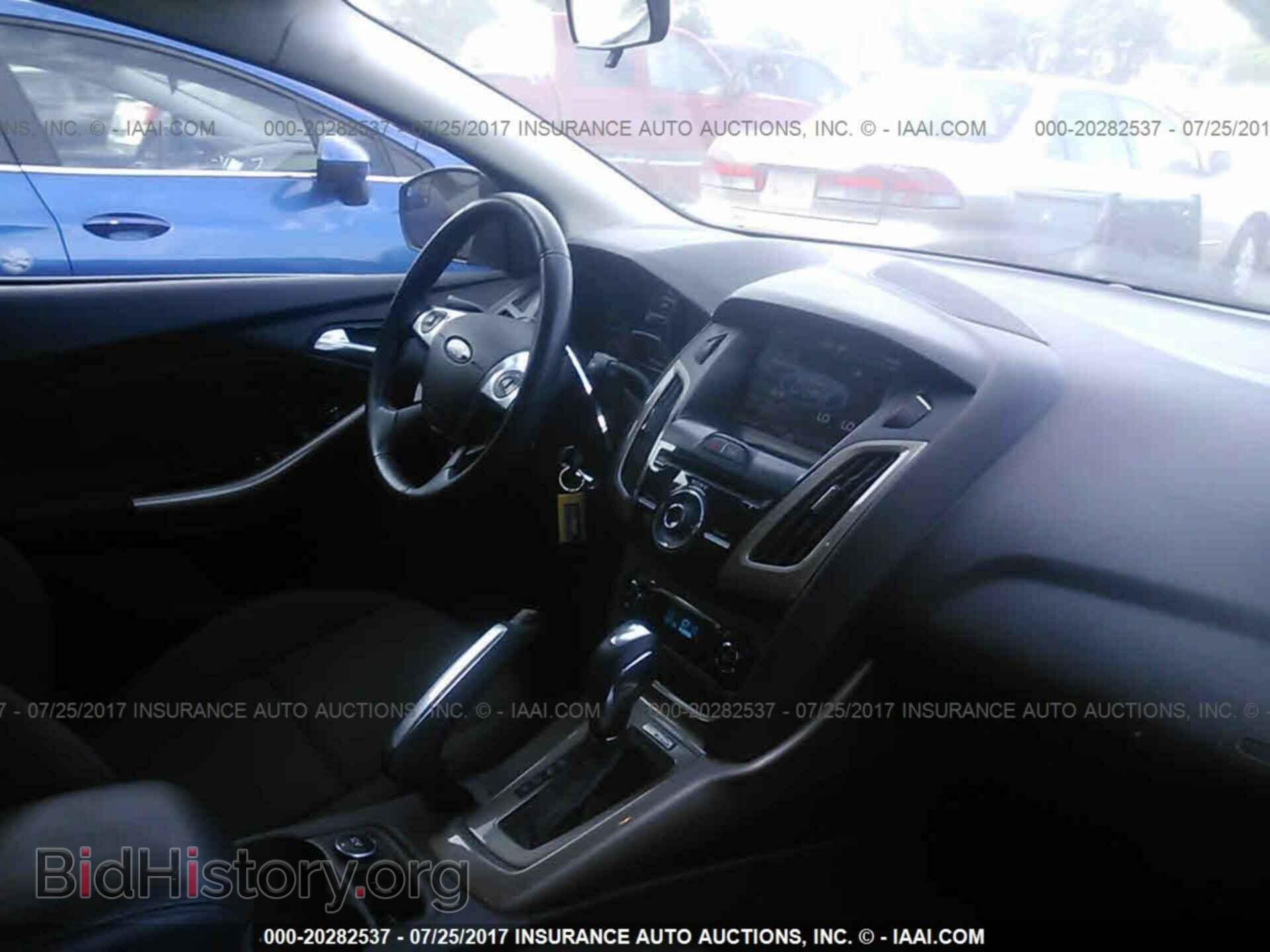 2012 Ford Focus - VIN: 1FAHP3M28CL423350 - Фото 5