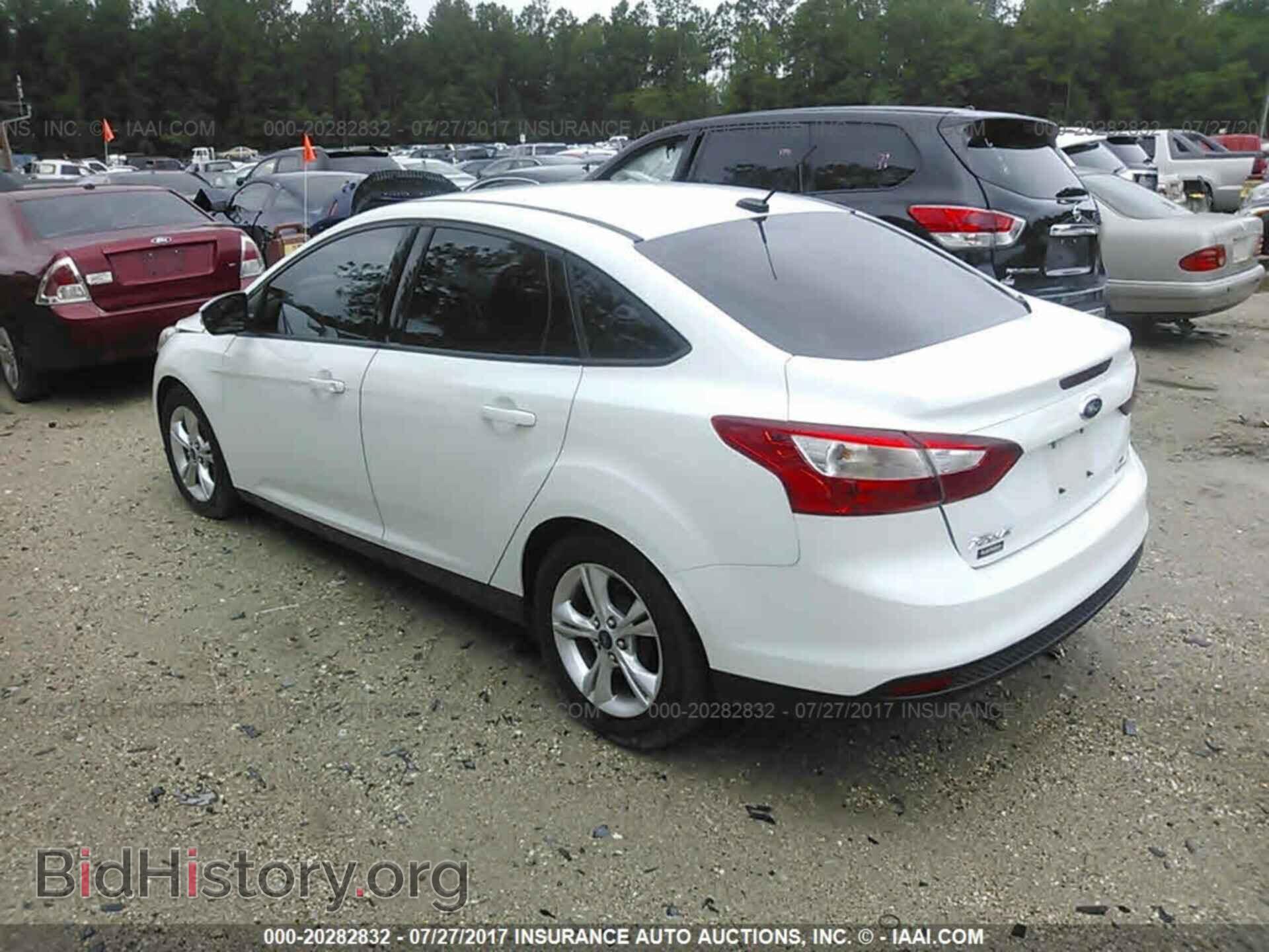 2014 Ford Focus - VIN: 1FADP3F21EL135491 - Фото 3