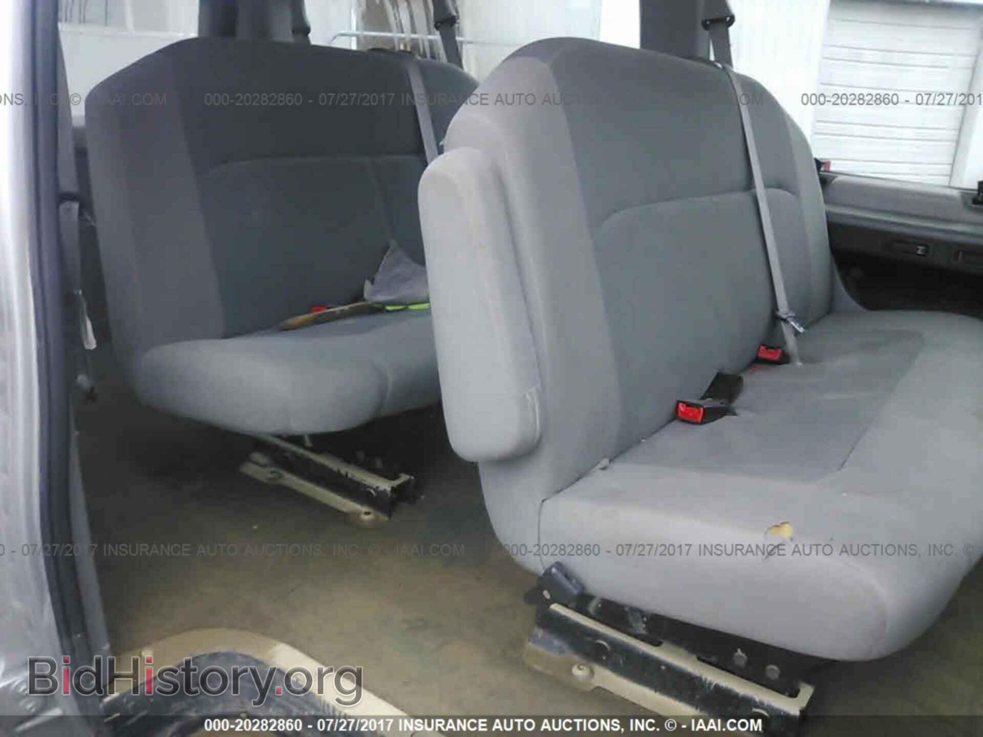 2011 Ford Econoline - VIN: 1FBNE3BL3BDA31968 - Фото 8