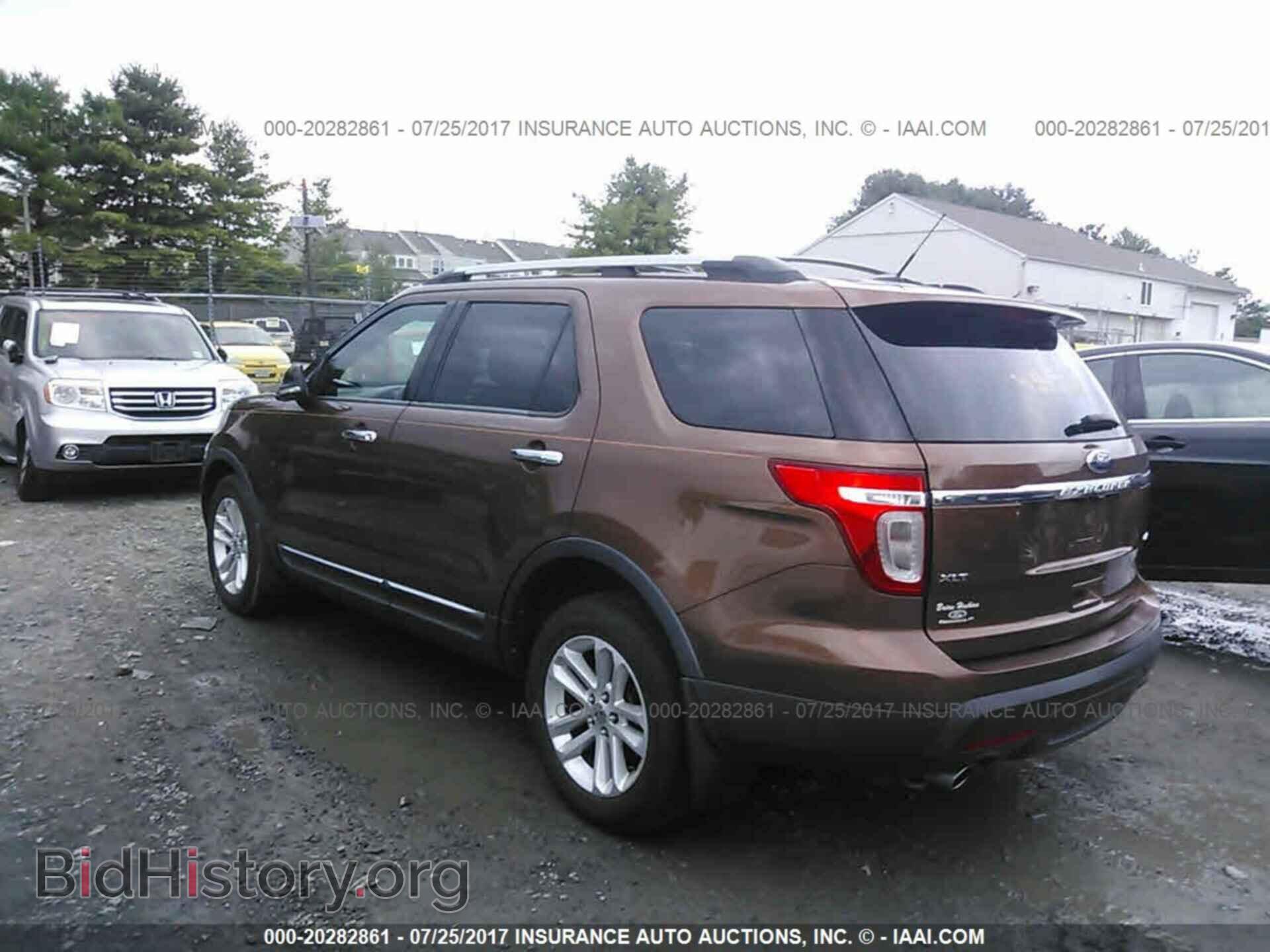 2011 Ford Explorer - VIN: 1FMHK8D85BGA90179 - Photo 3