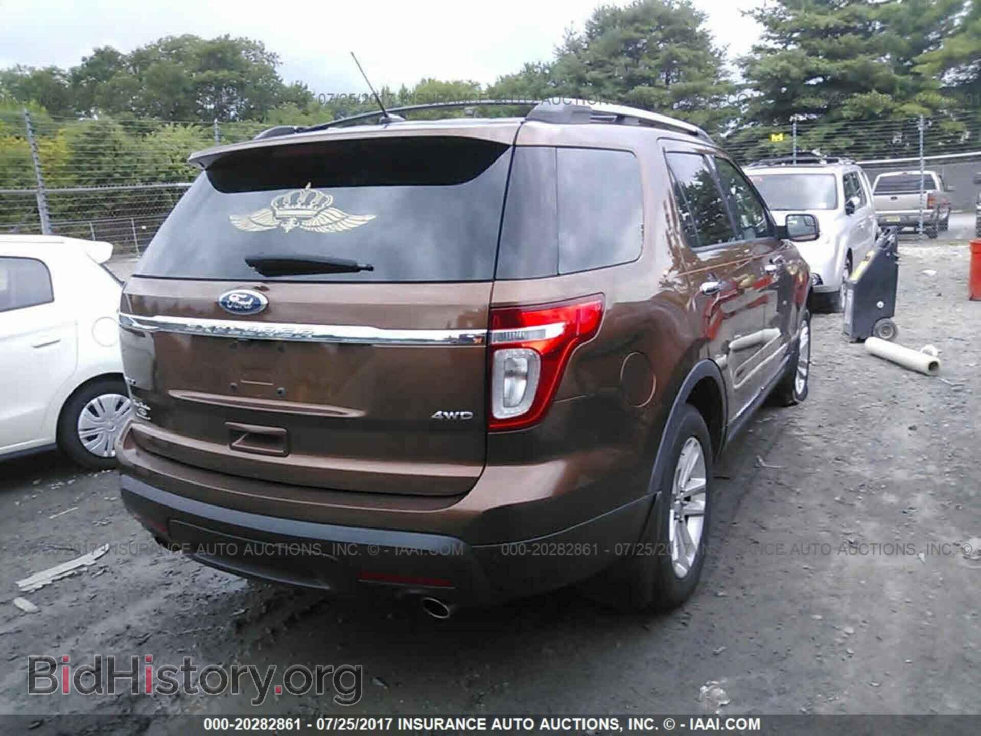 2011 Ford Explorer - VIN: 1FMHK8D85BGA90179 - Photo 4