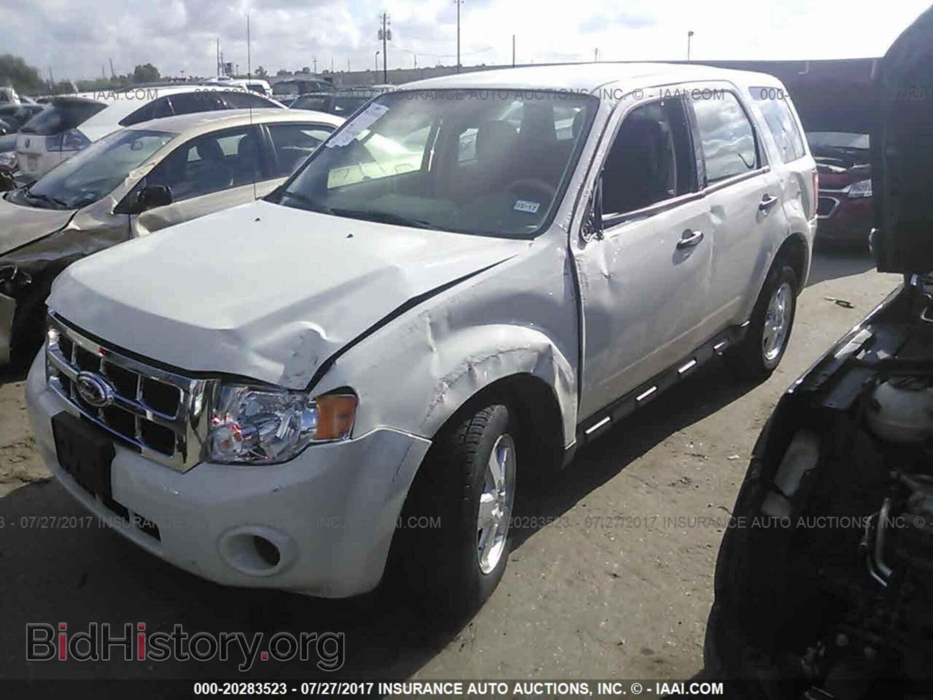 2012 Ford Escape - VIN: 1FMCU0C76CKC65374 - Photo 2