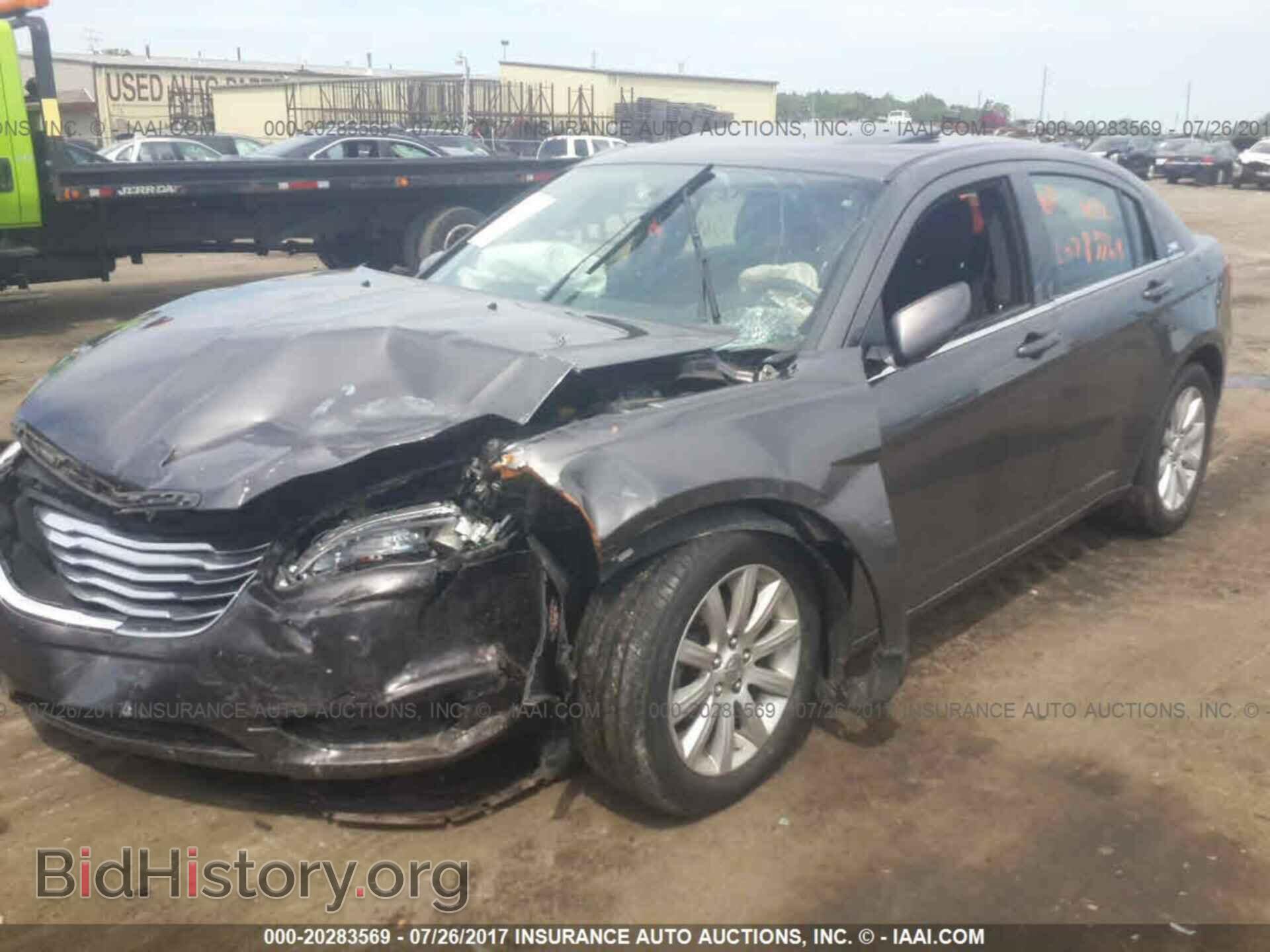2014 Chrysler 200 - VIN: 1C3CCBBB5EN179875 - Photo 6