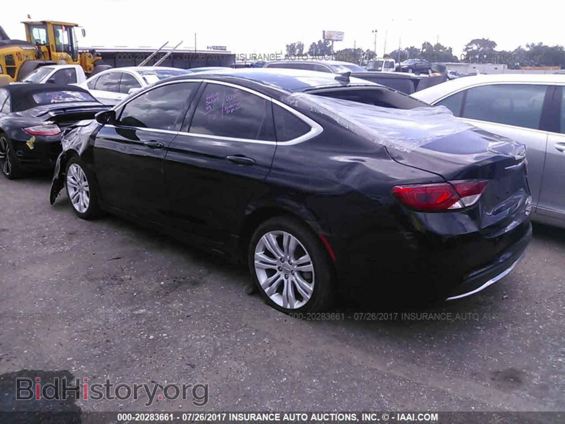 2015 Chrysler 200 - VIN: 1C3CCCAB9FN699635 - Photo 3
