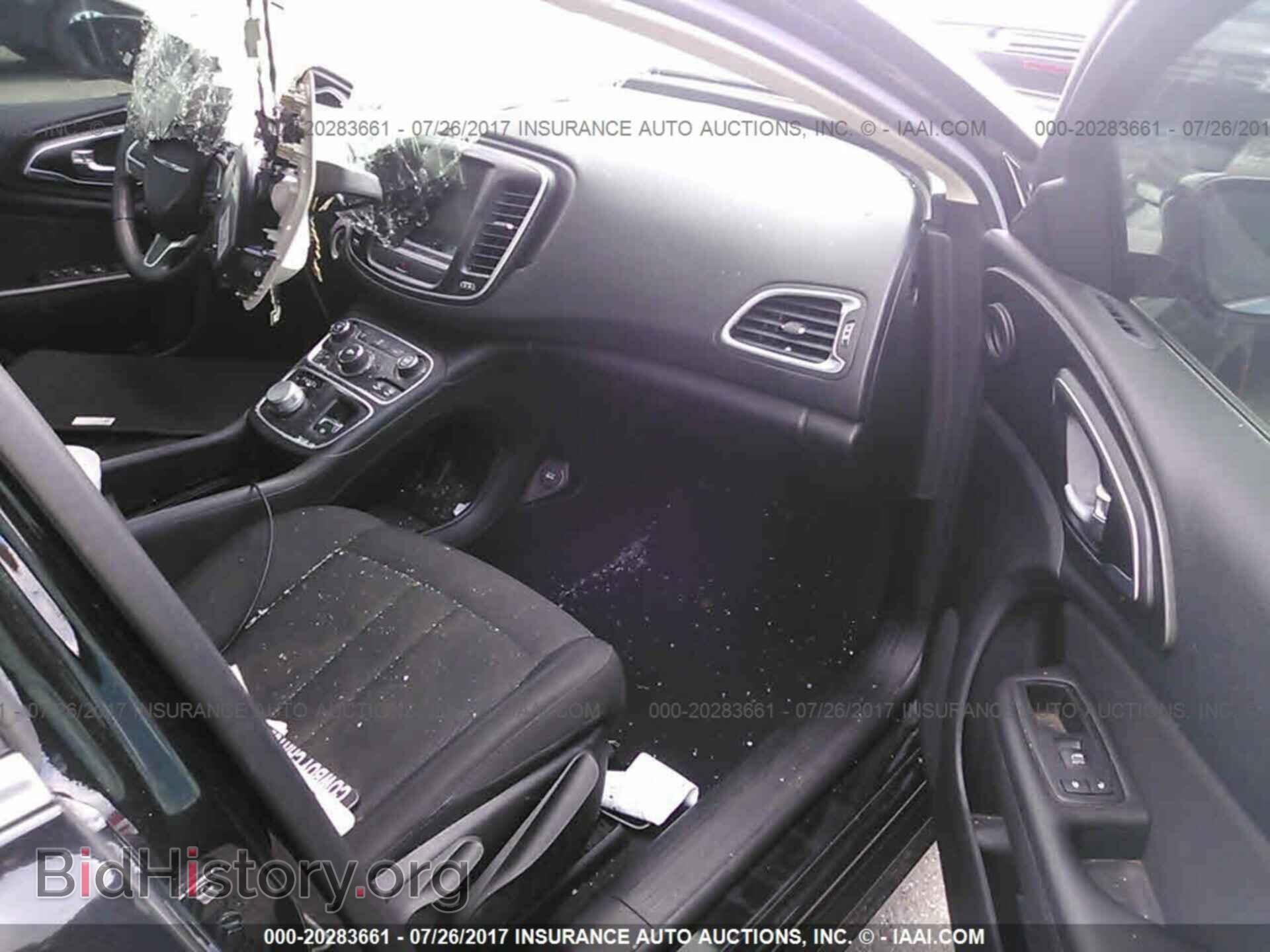 2015 Chrysler 200 - VIN: 1C3CCCAB9FN699635 - Photo 5