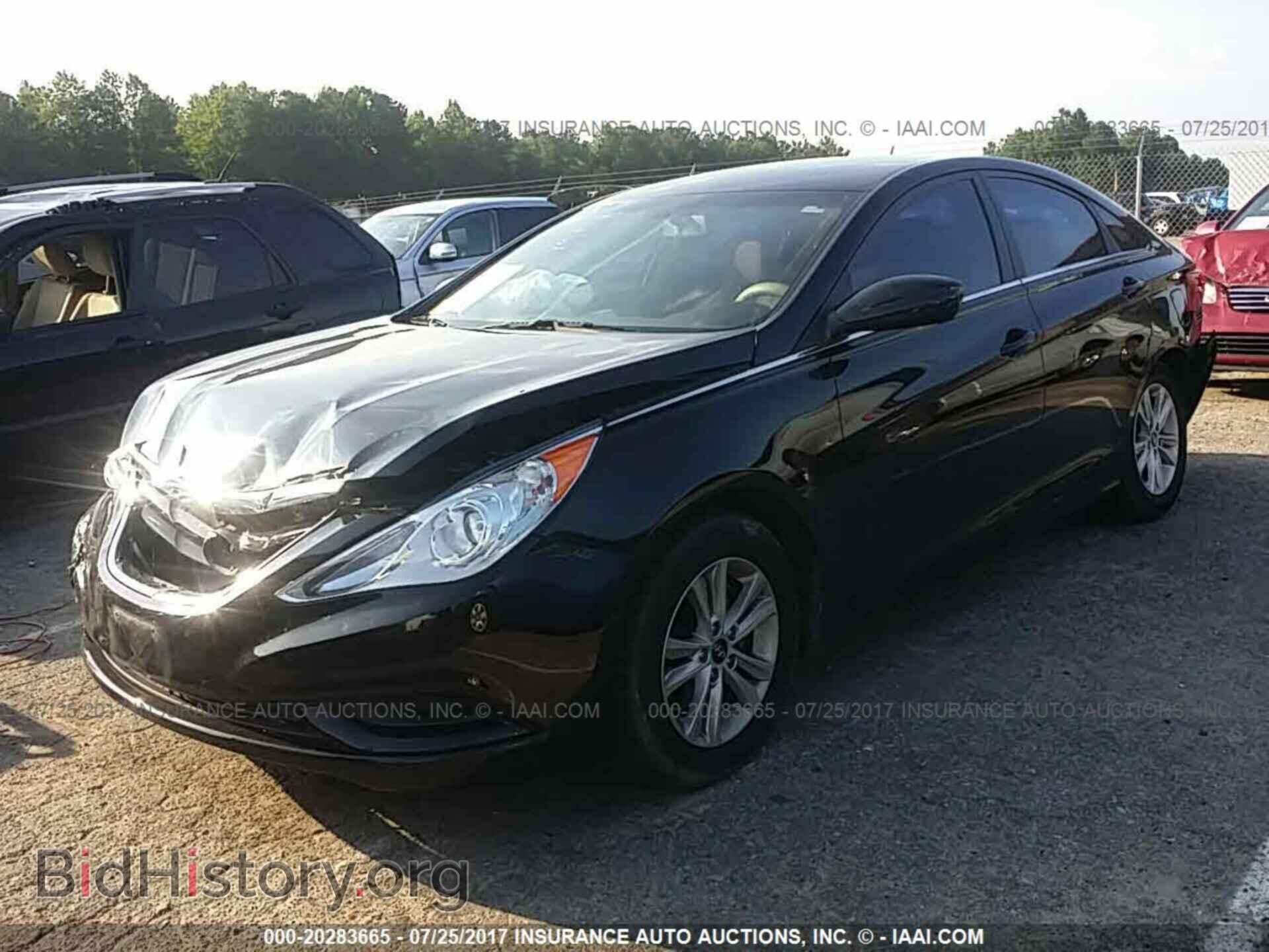 2012 Hyundai Sonata - VIN: 5NPEB4AC0CH454000 - Photo 2