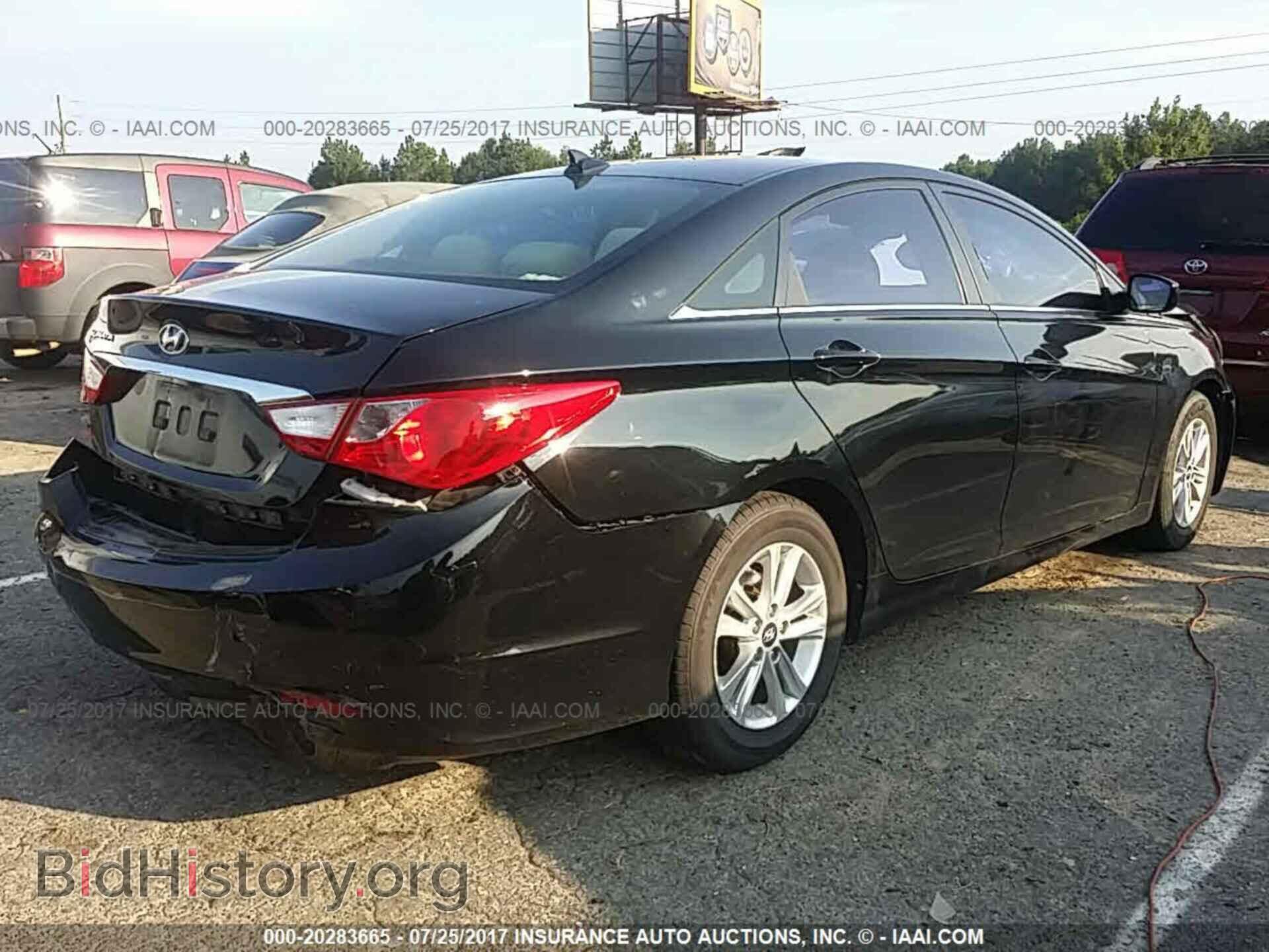 2012 Hyundai Sonata - VIN: 5NPEB4AC0CH454000 - Photo 4